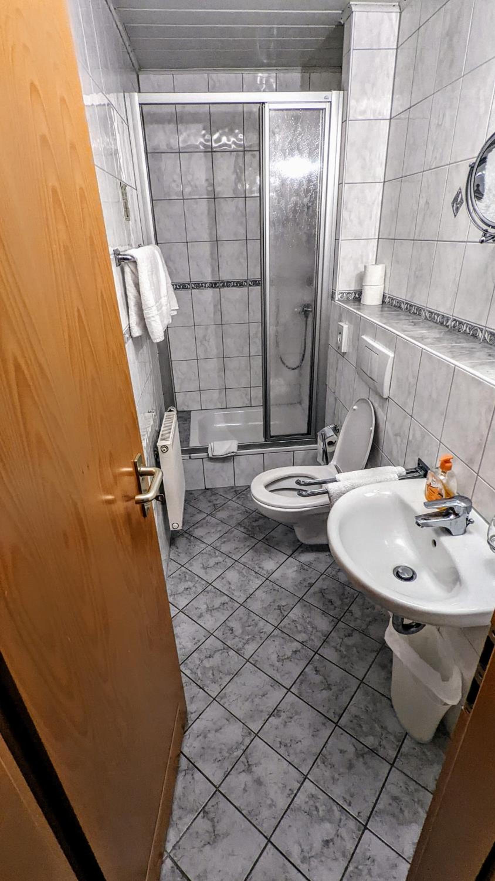 Double Room - Photo 3