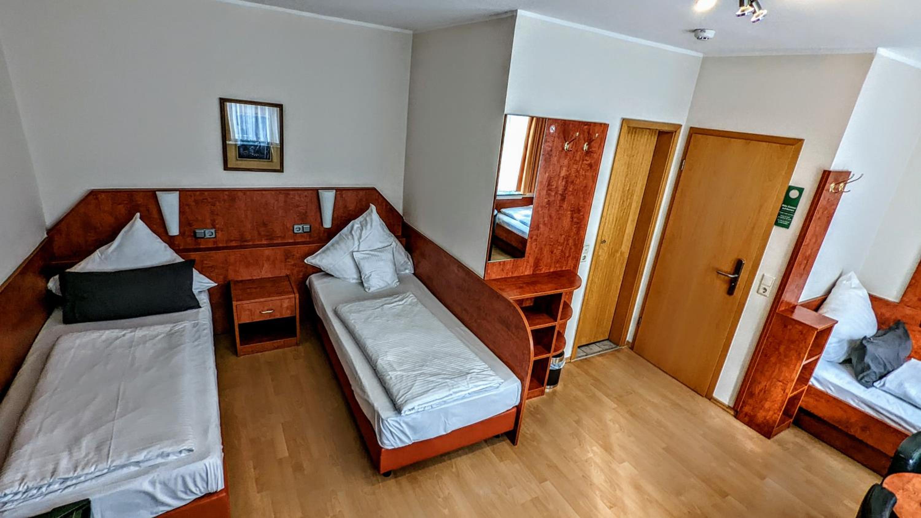 Family Room with Bathroom photo 2