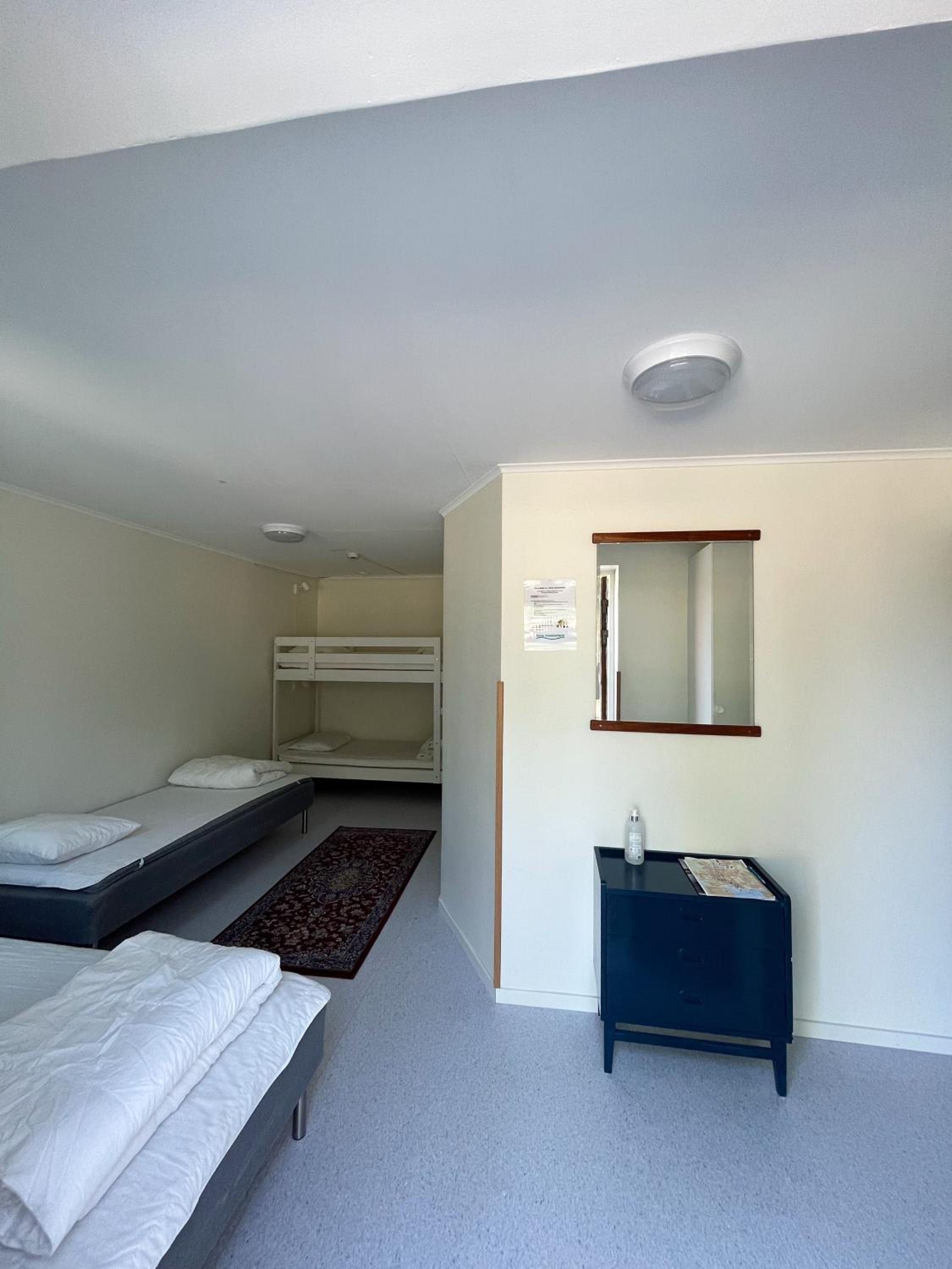 Apartment with Private Bathroom photo 1