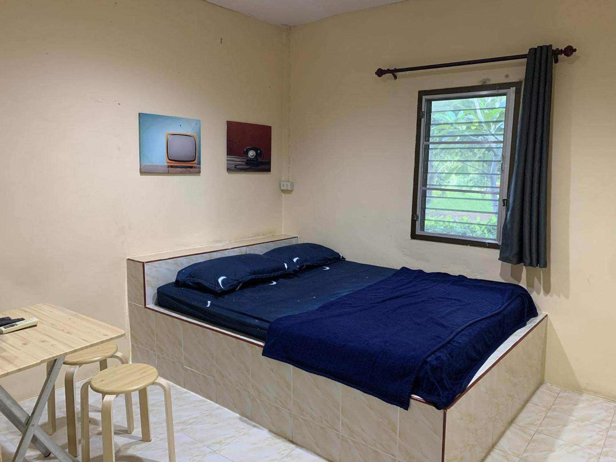 One-Bedroom House photo 1
