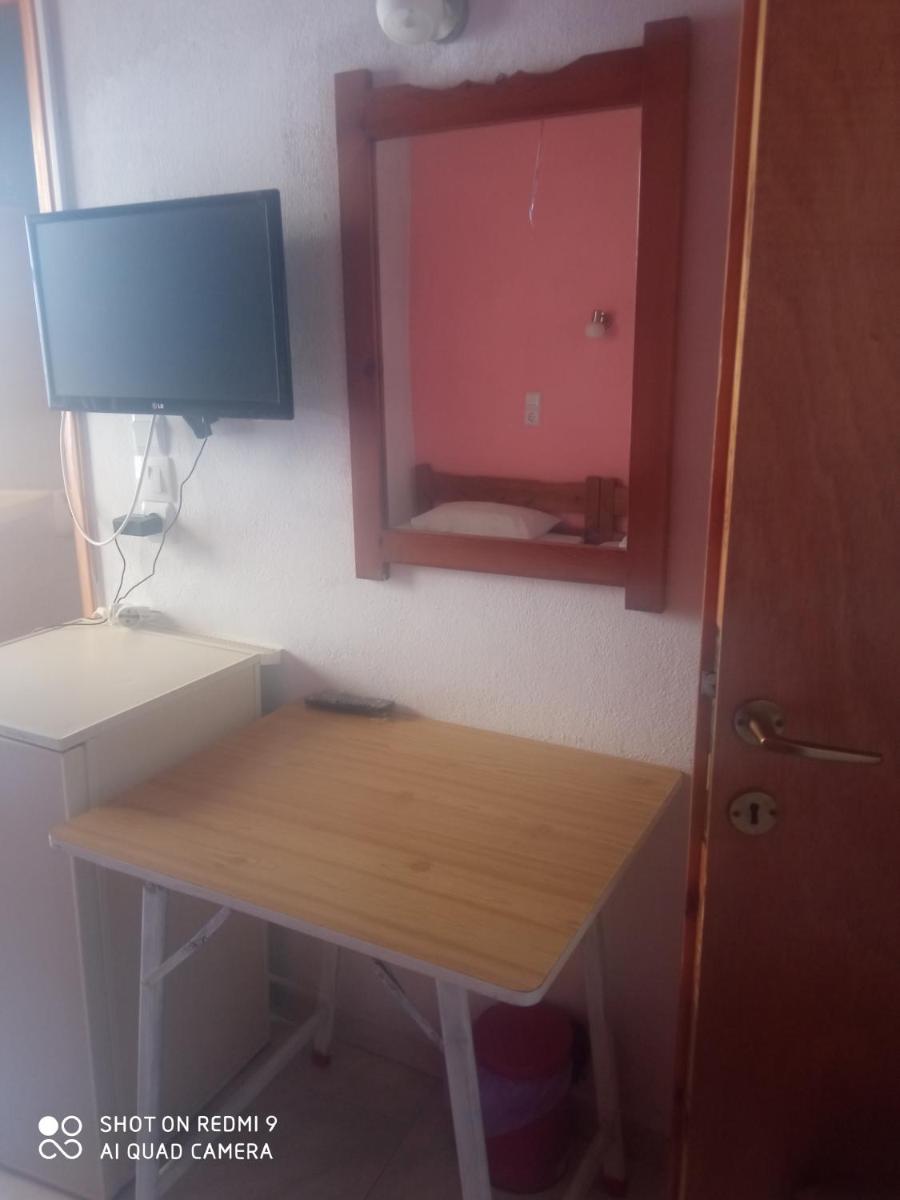 Twin Room with Shower