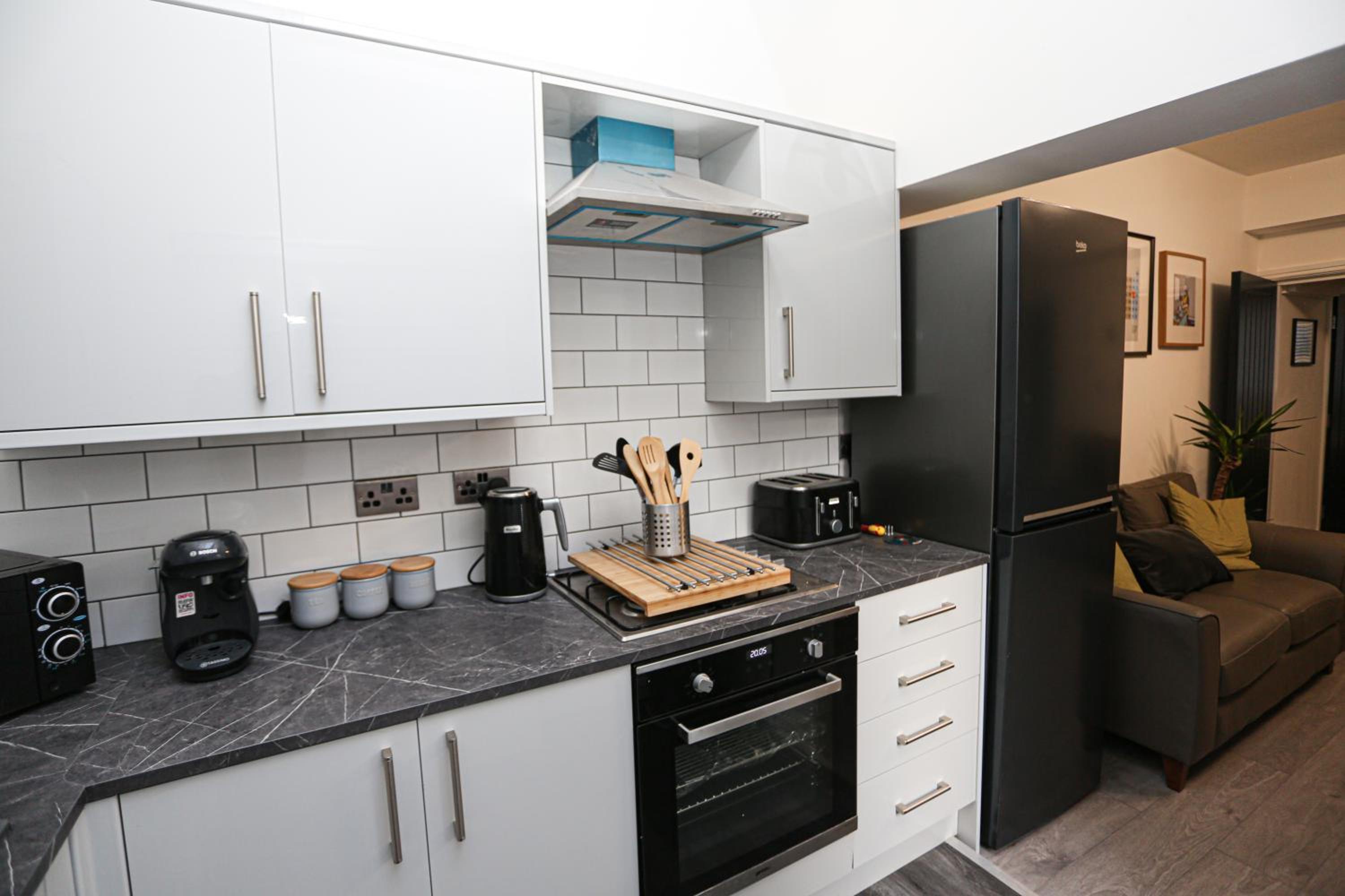 Apartment - Photo 3