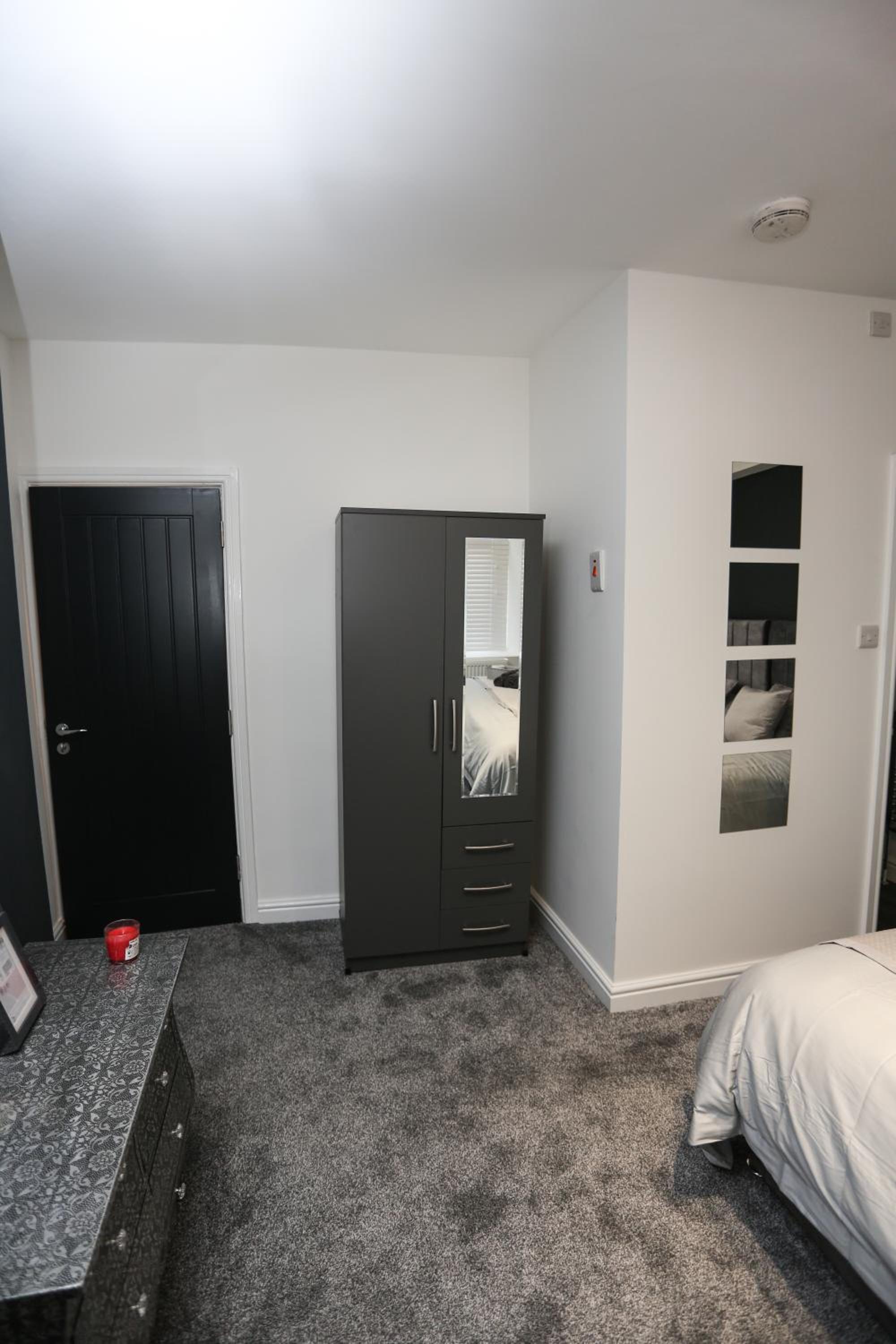 Apartment - Photo 9