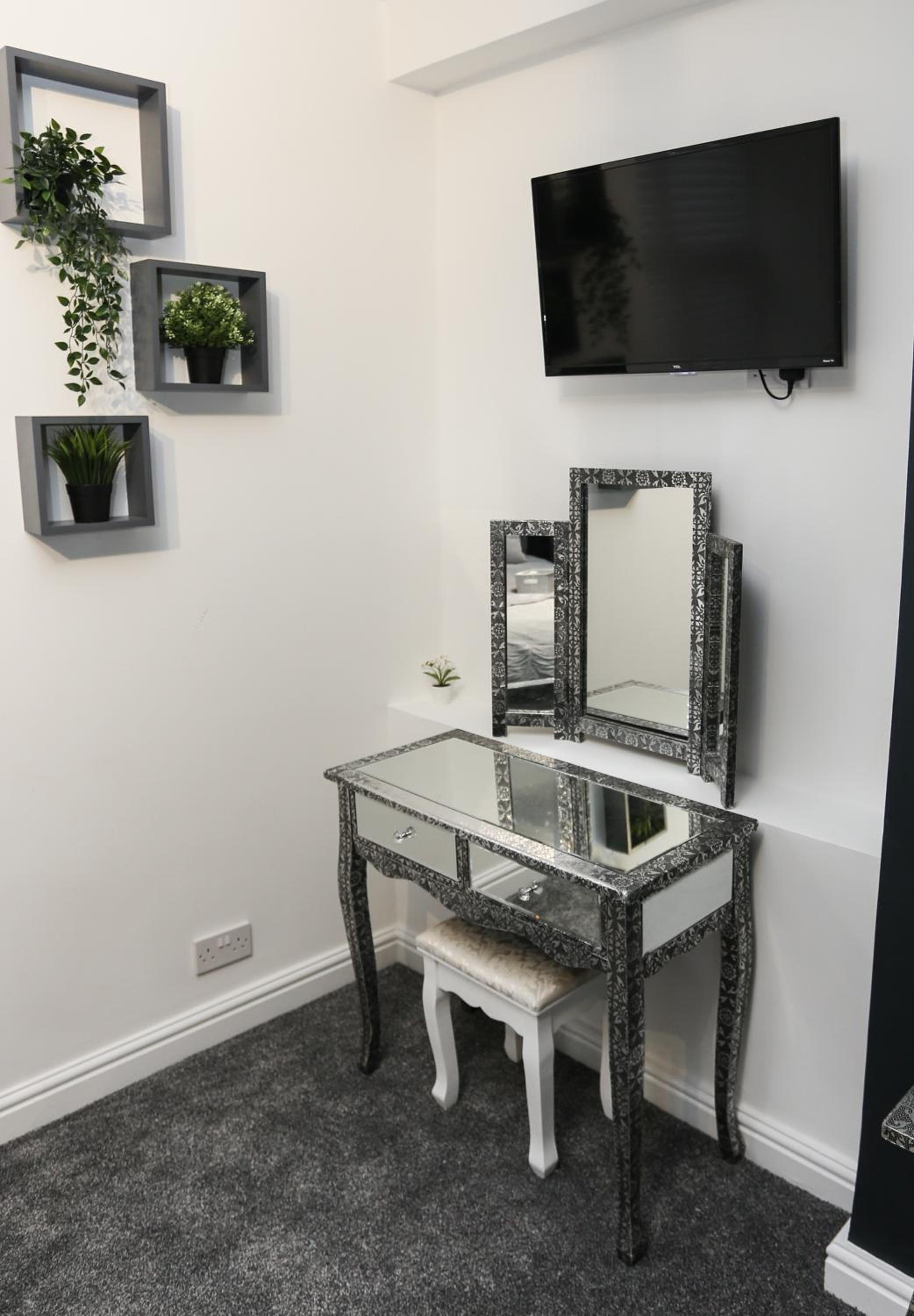 Apartment - Photo 10