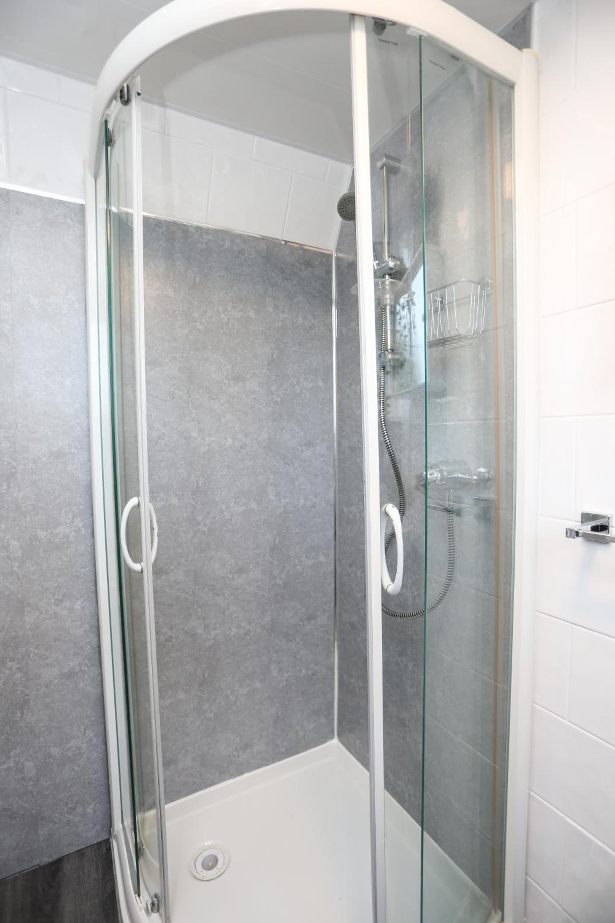Apartment - Photo 17