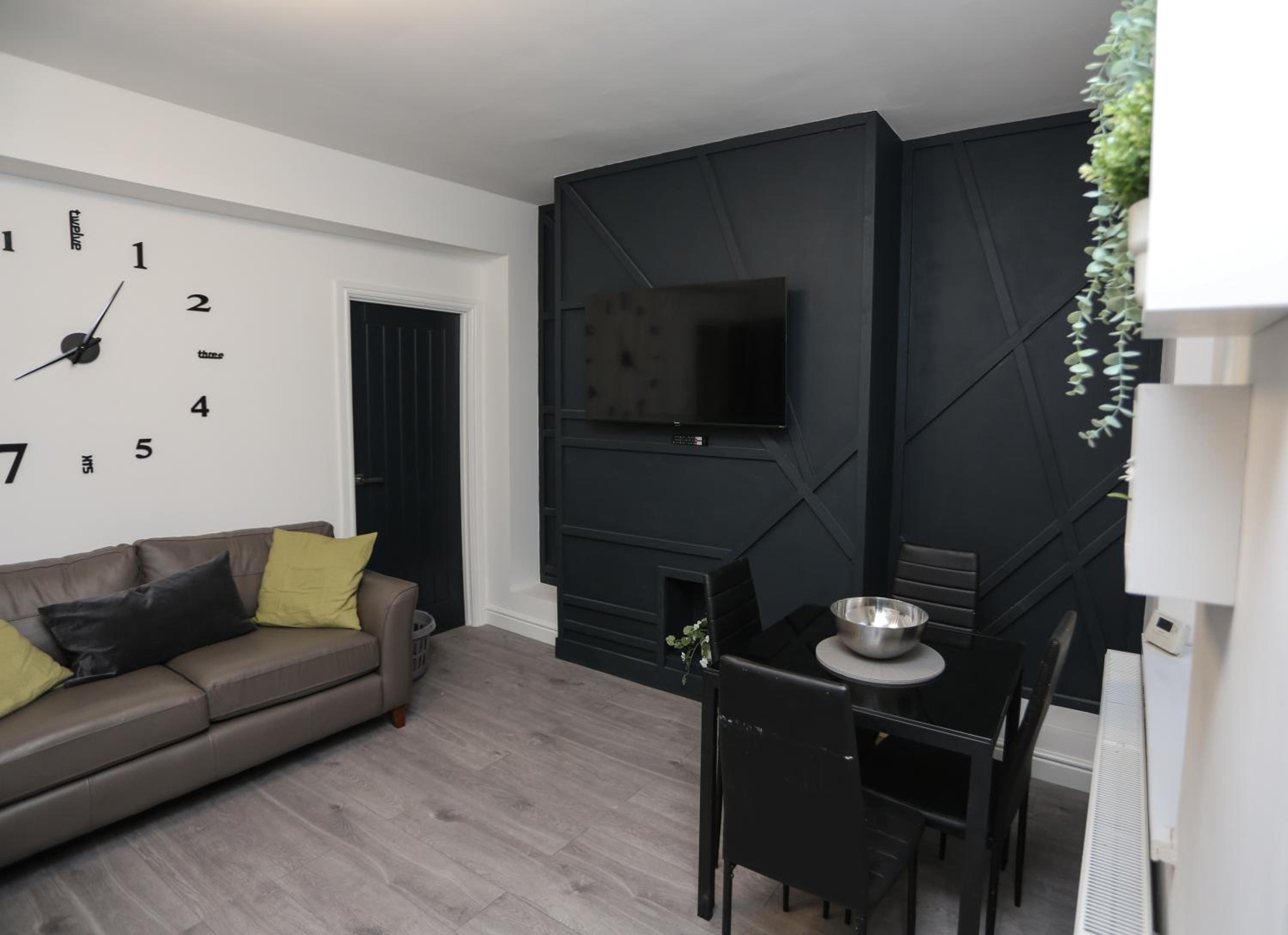 Apartment - Photo 19