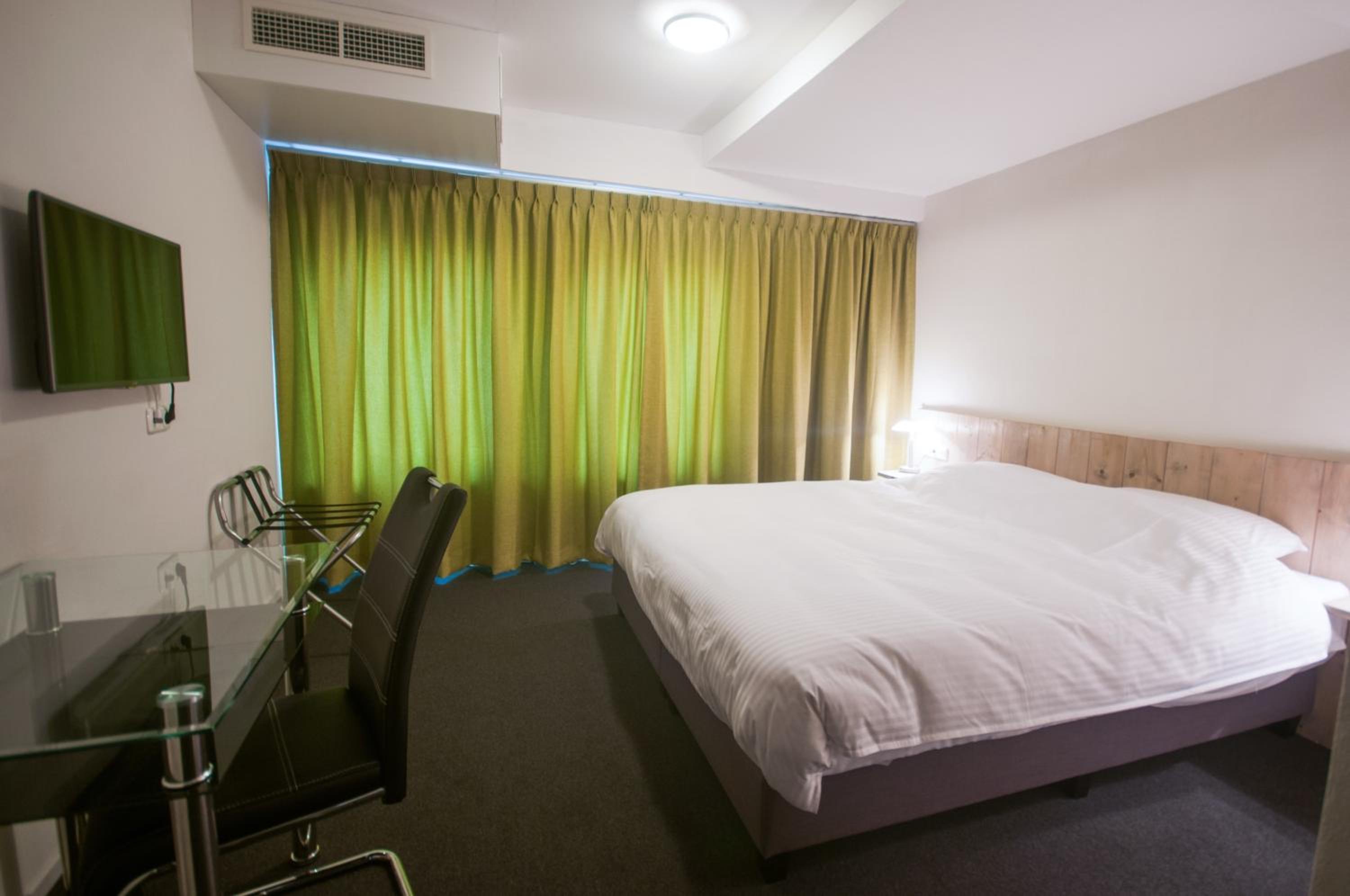 Double Room with Private Bathroom photo 3