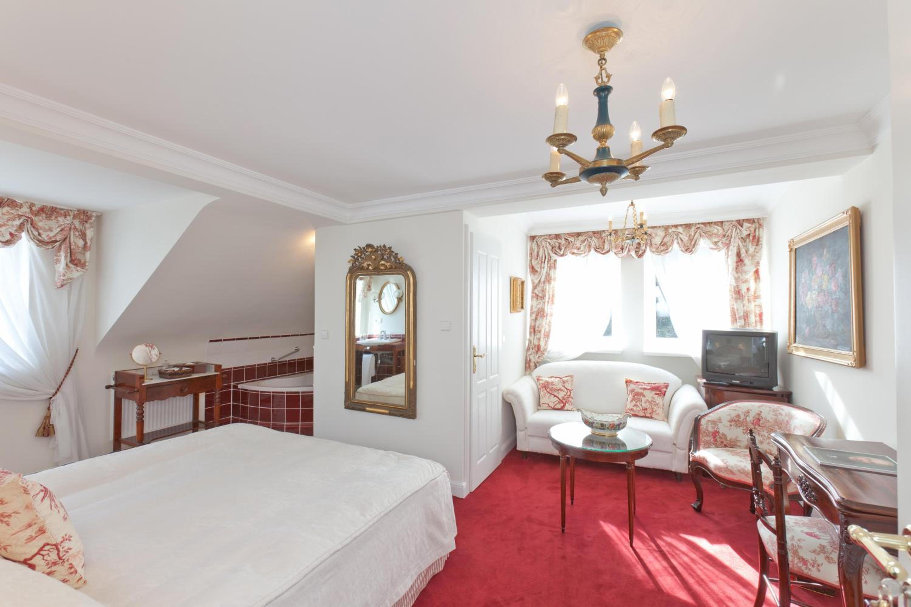 Superior Double Room - Photo 3