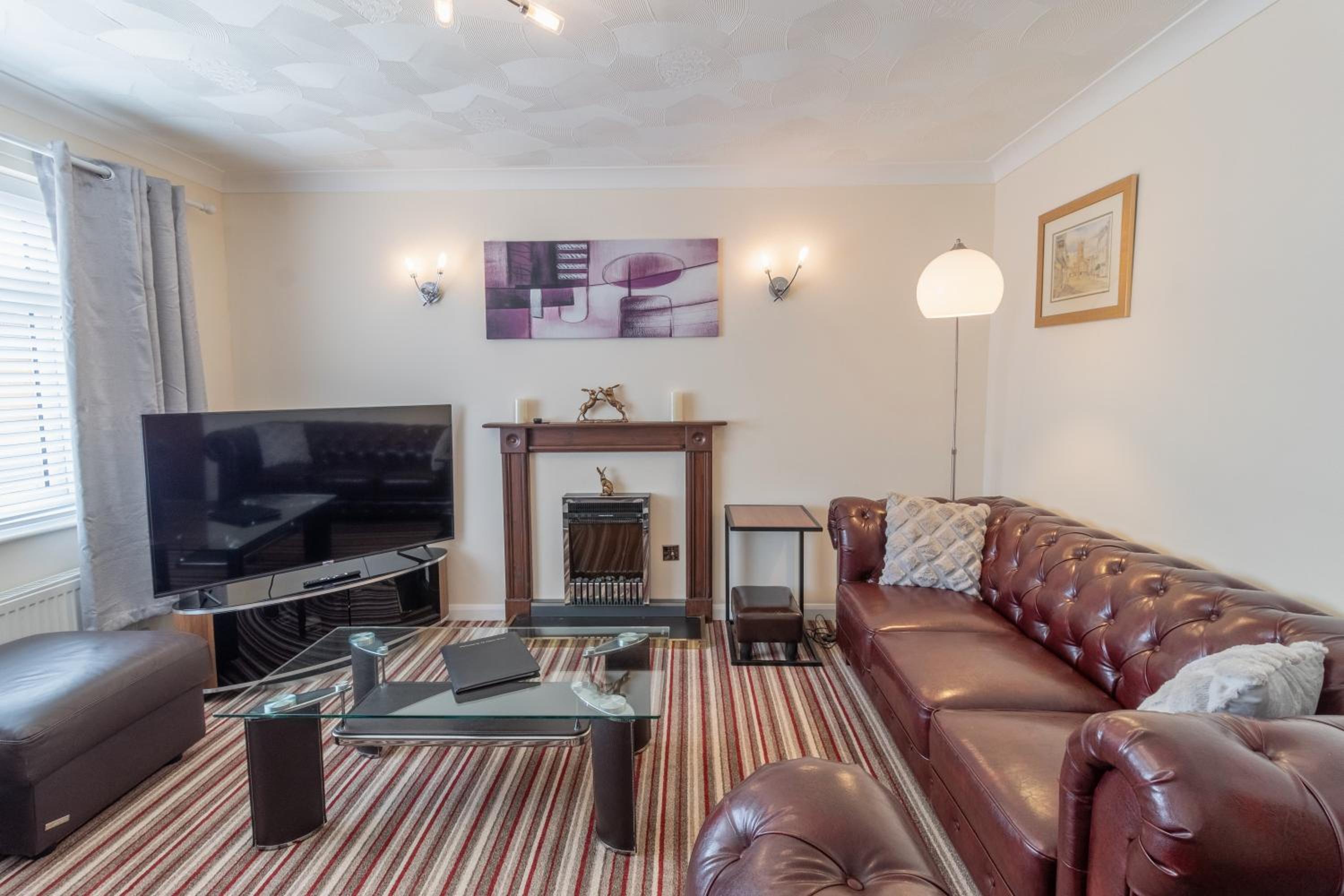Two-Bedroom House - Photo 8