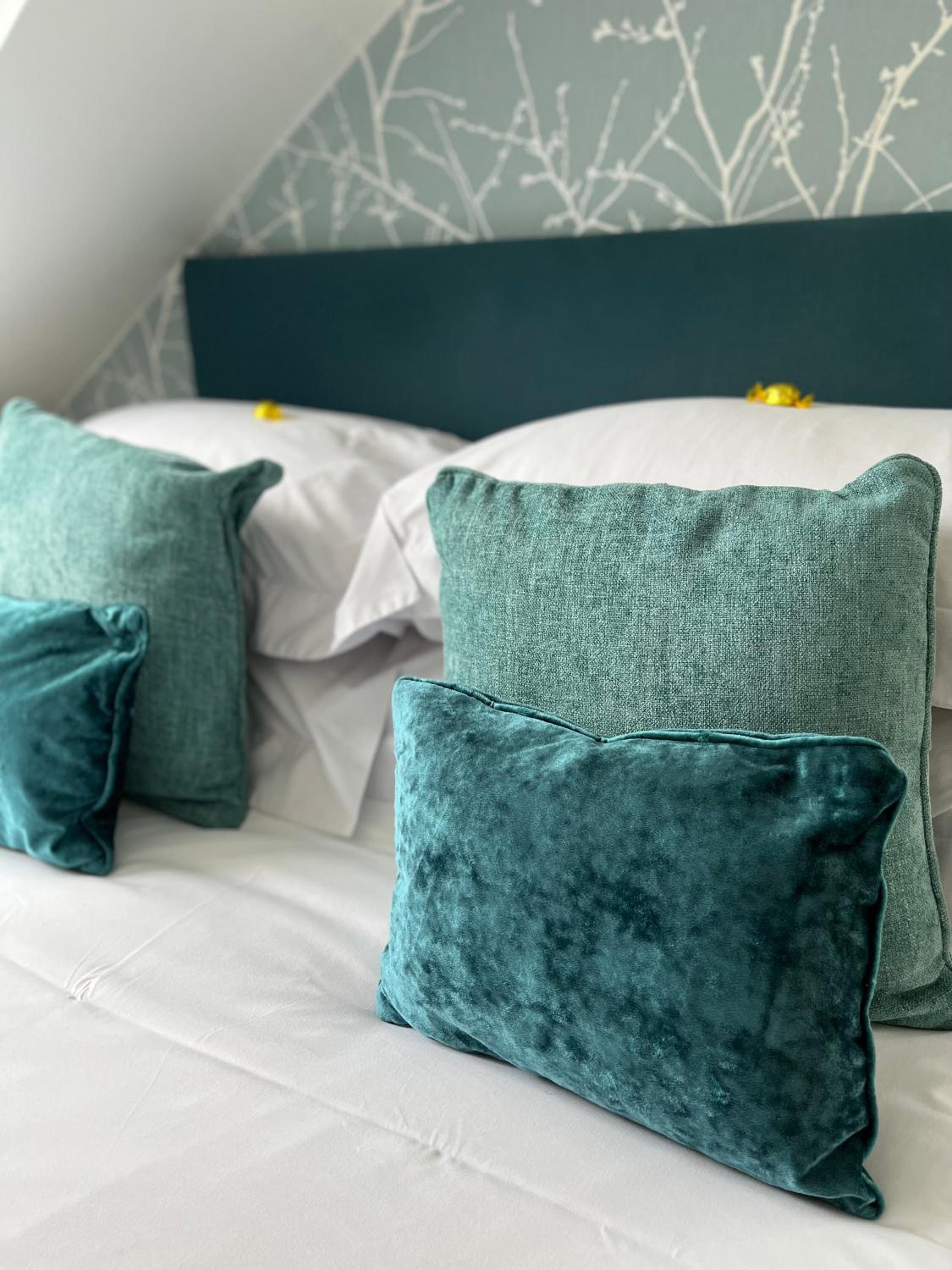 Superior Double Room with Sea View-Falls Bay photo 2