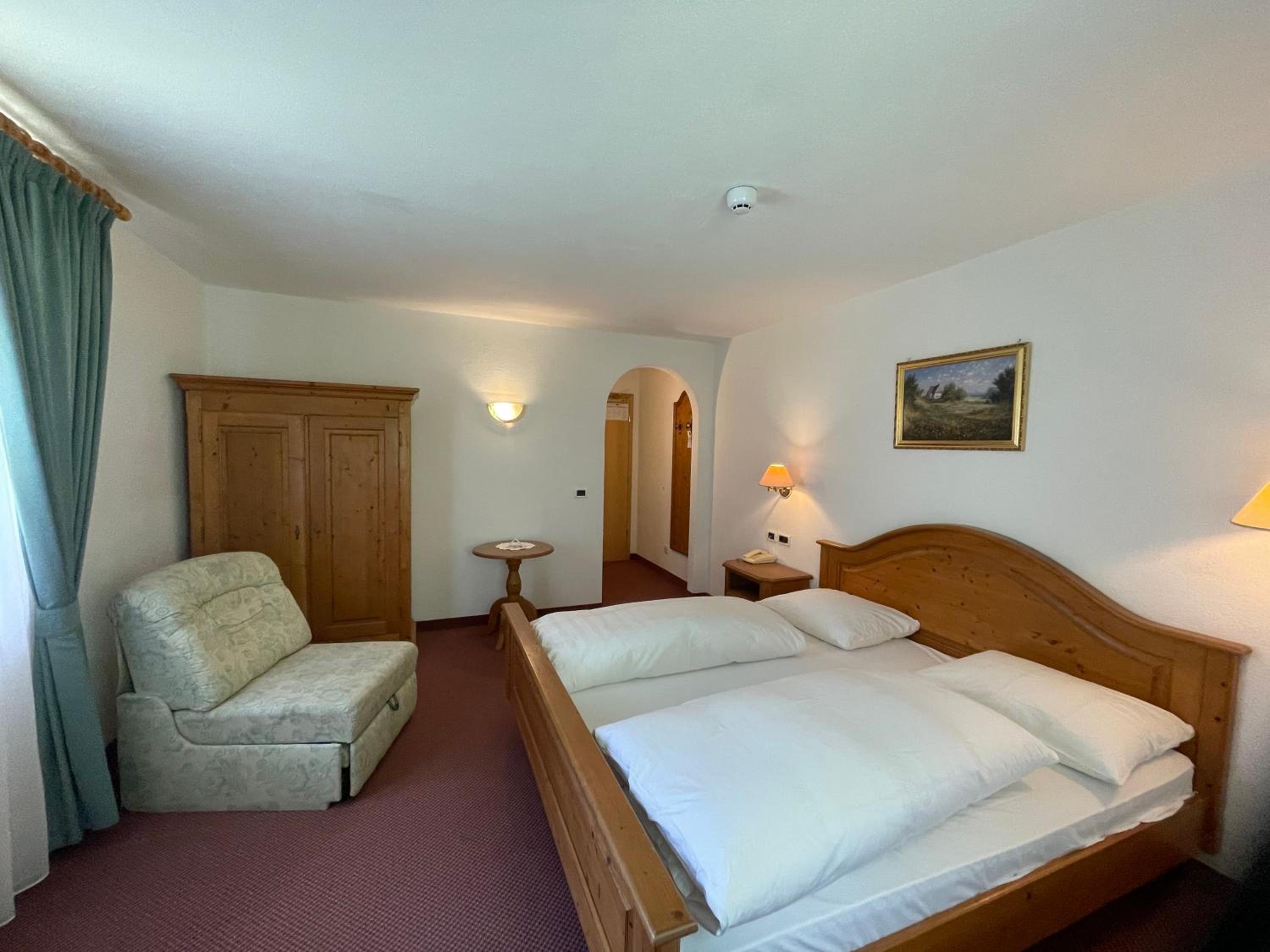 Double Room - Photo 8