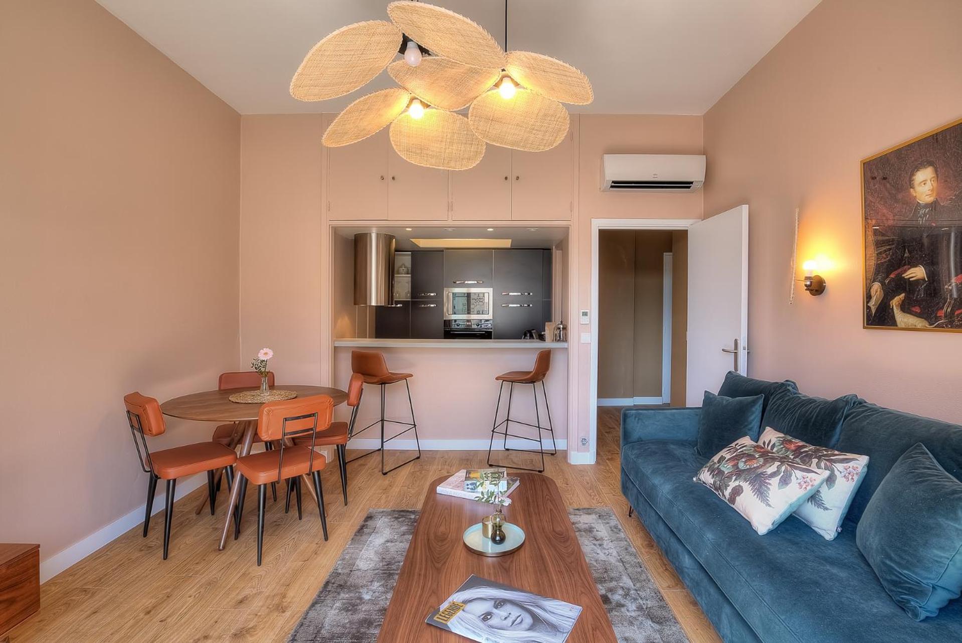 Lamartine Apartment