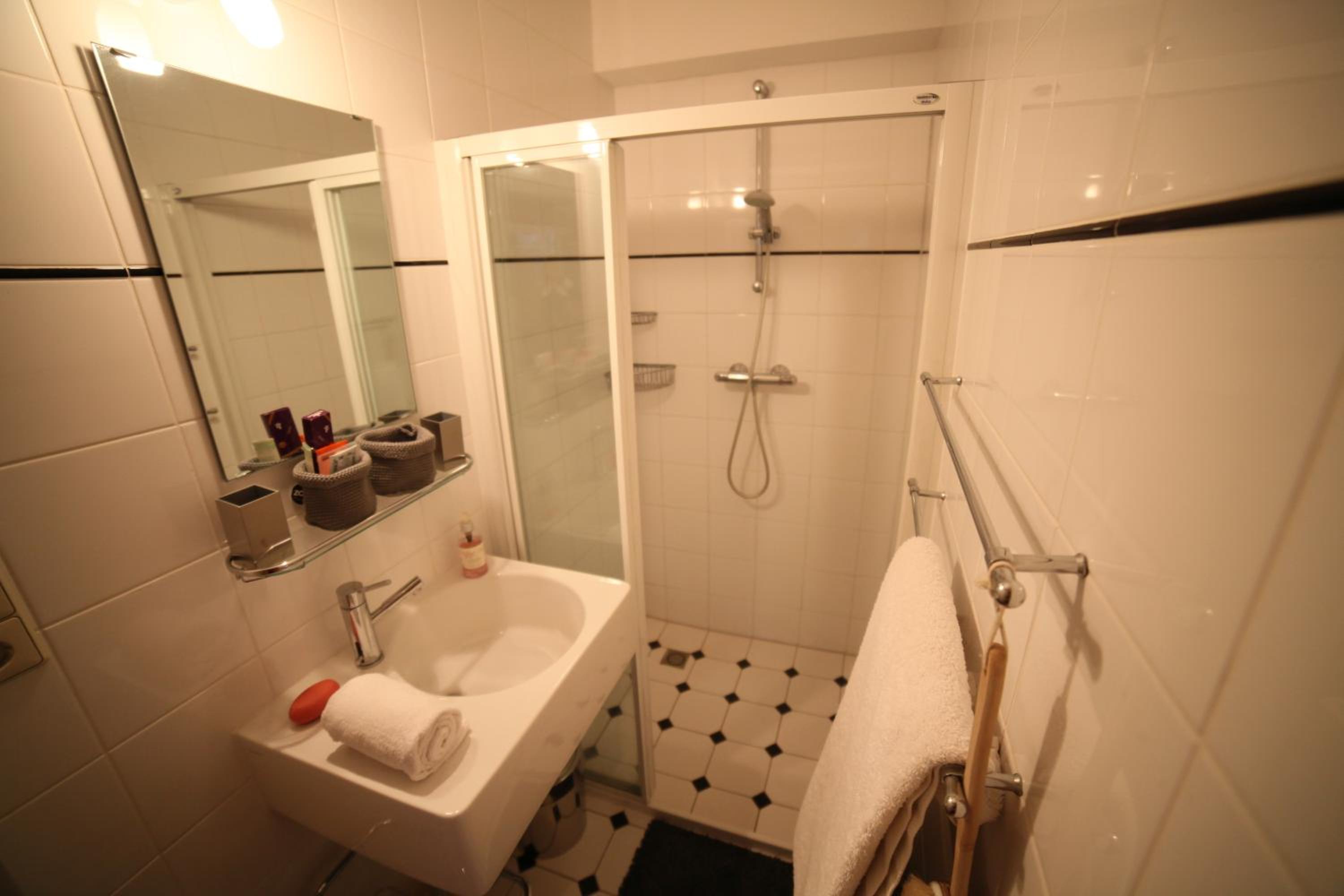 Deluxe Double or Twin Room with Balcony photo 3