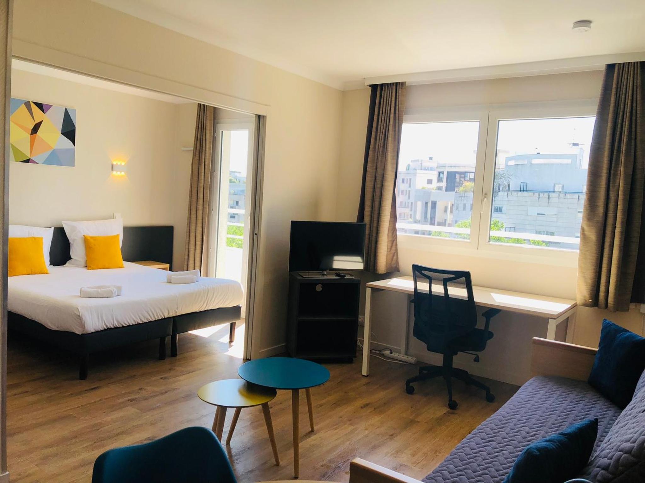 One-Bedroom Apartment - Photo 1