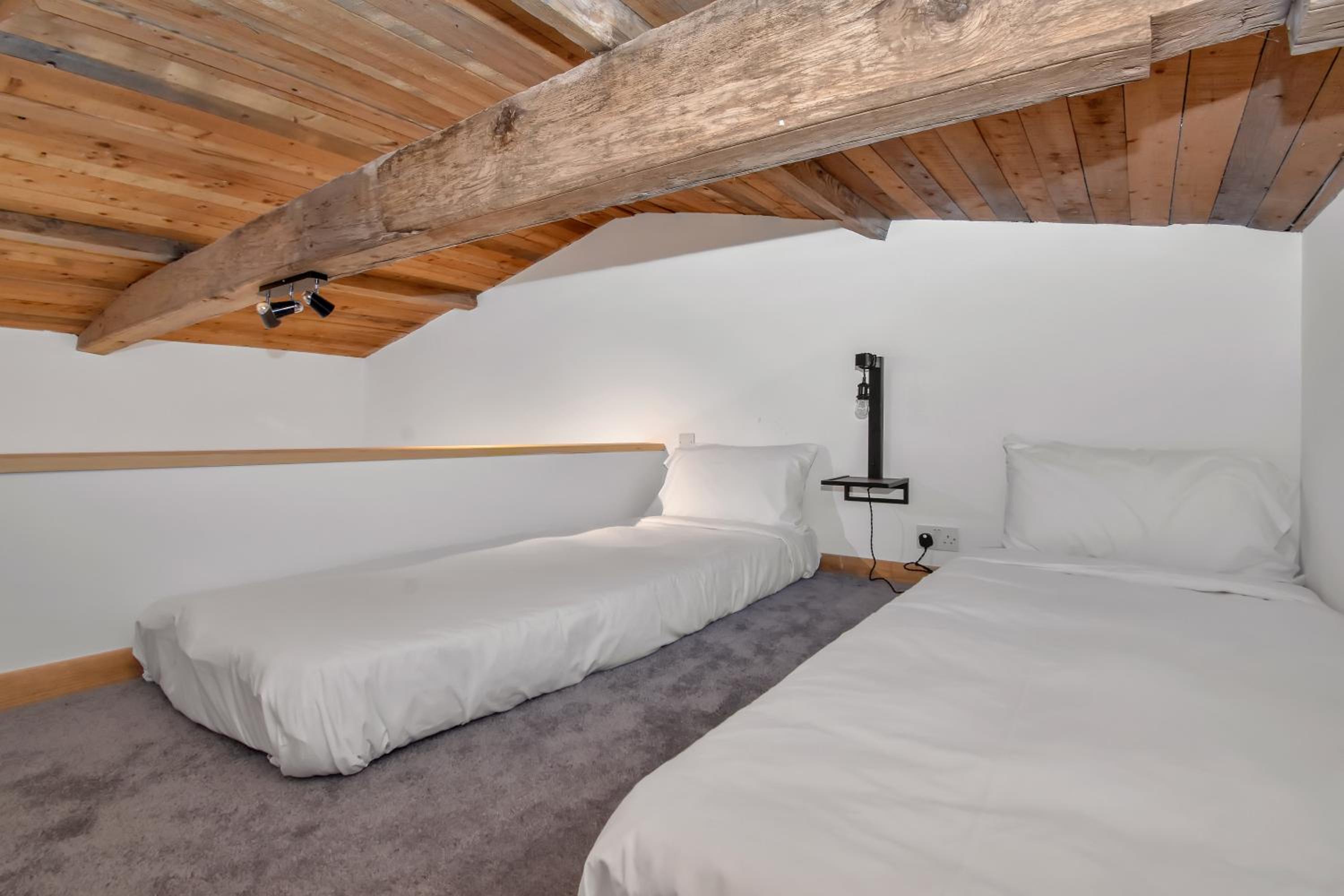 Three-Bedroom House photo 1