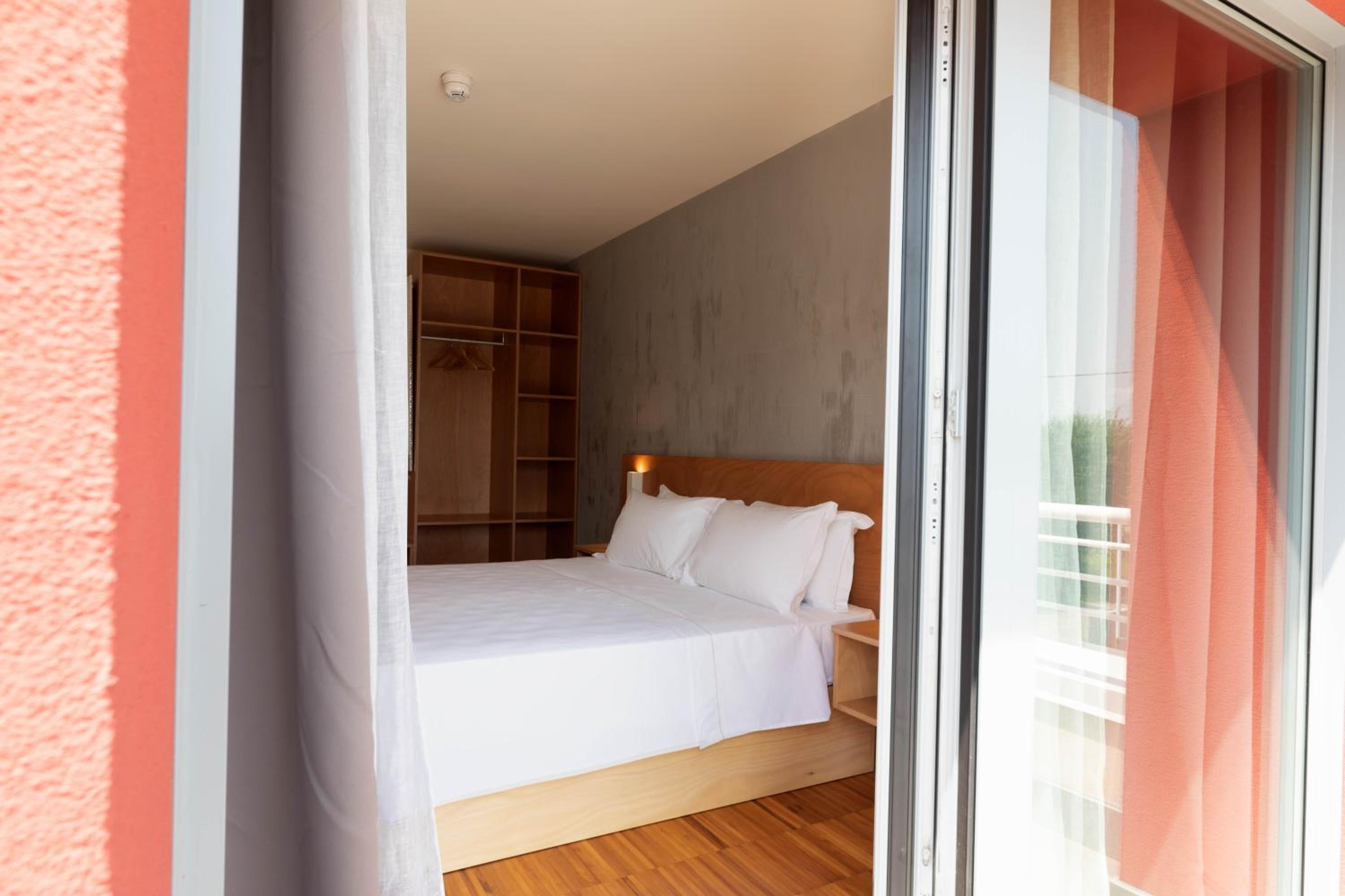 King Room with Balcony photo 3