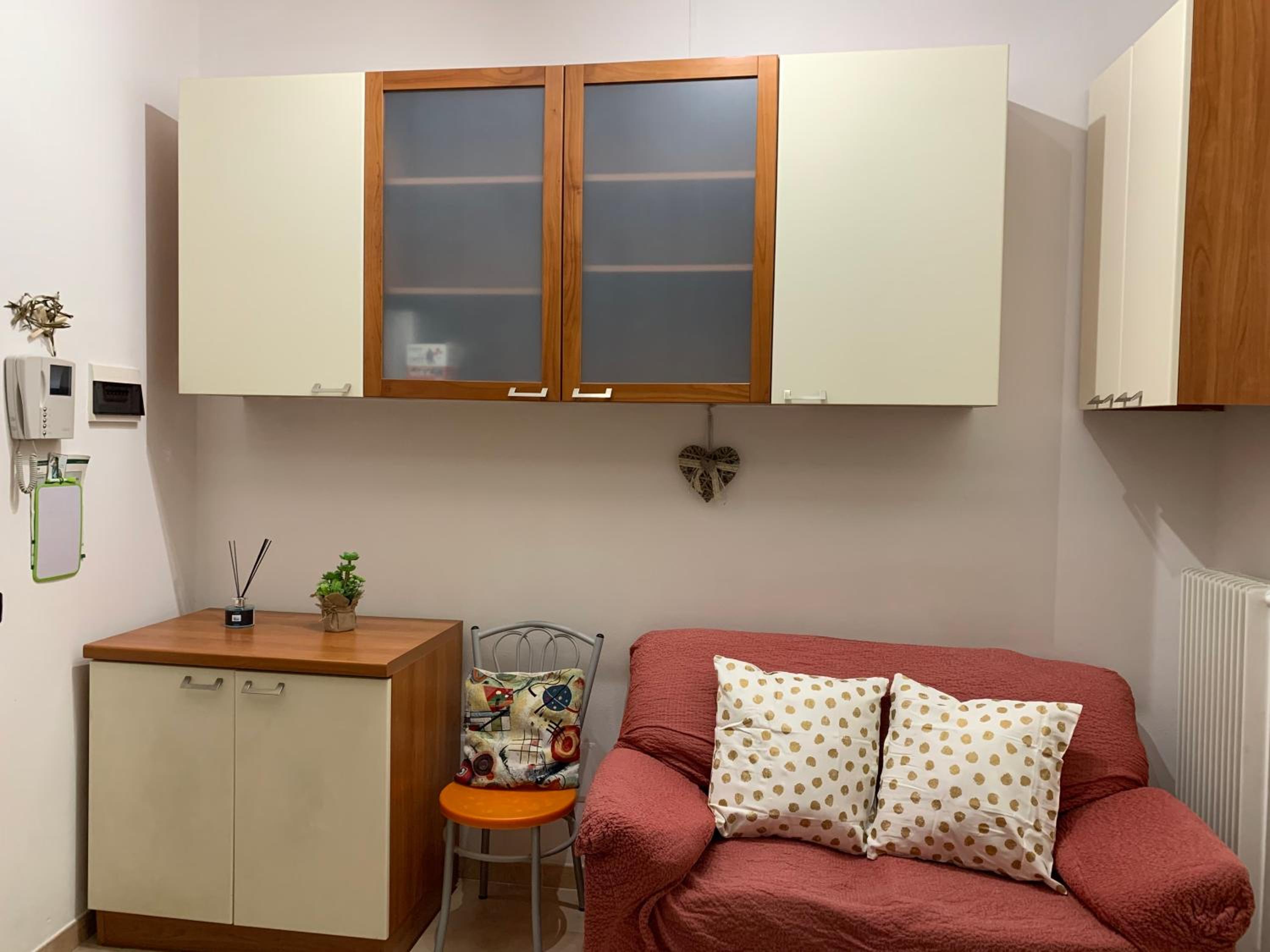 One-Bedroom Apartment photo 2