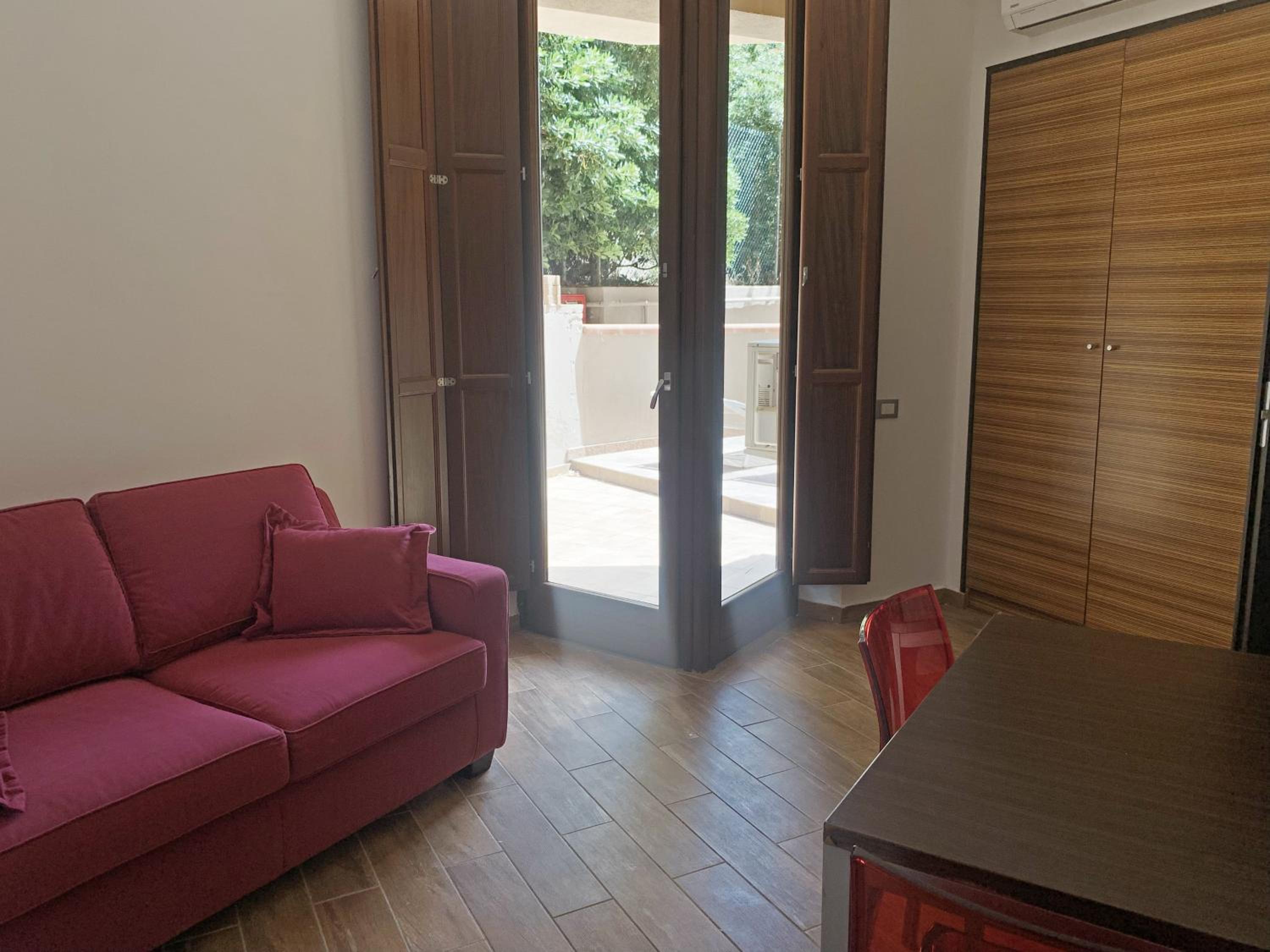 Apartment with Terrace - Photo 10