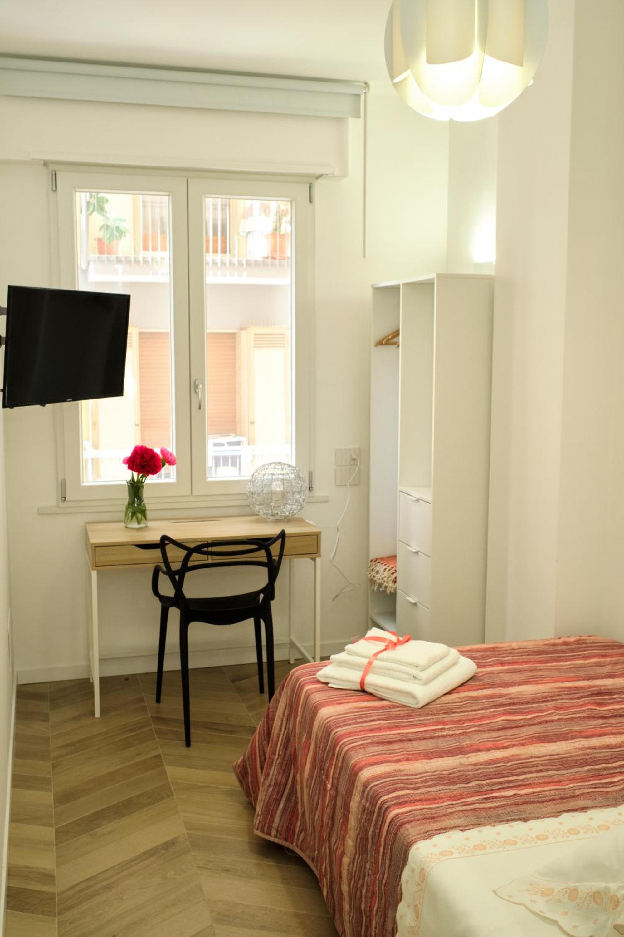 Single Room with Private Bathroom