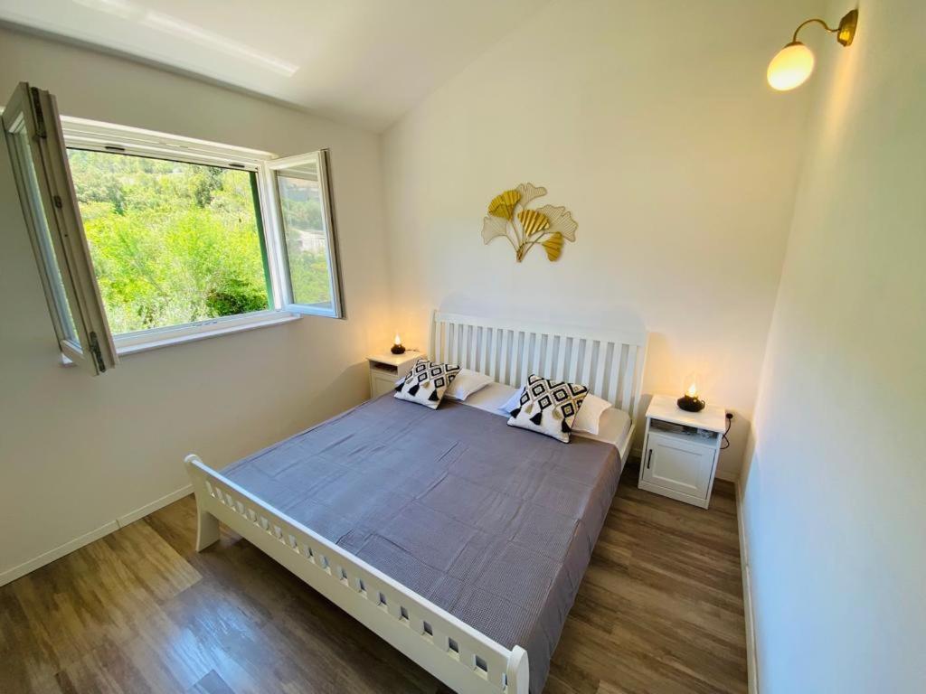 Four-Bedroom House photo 2