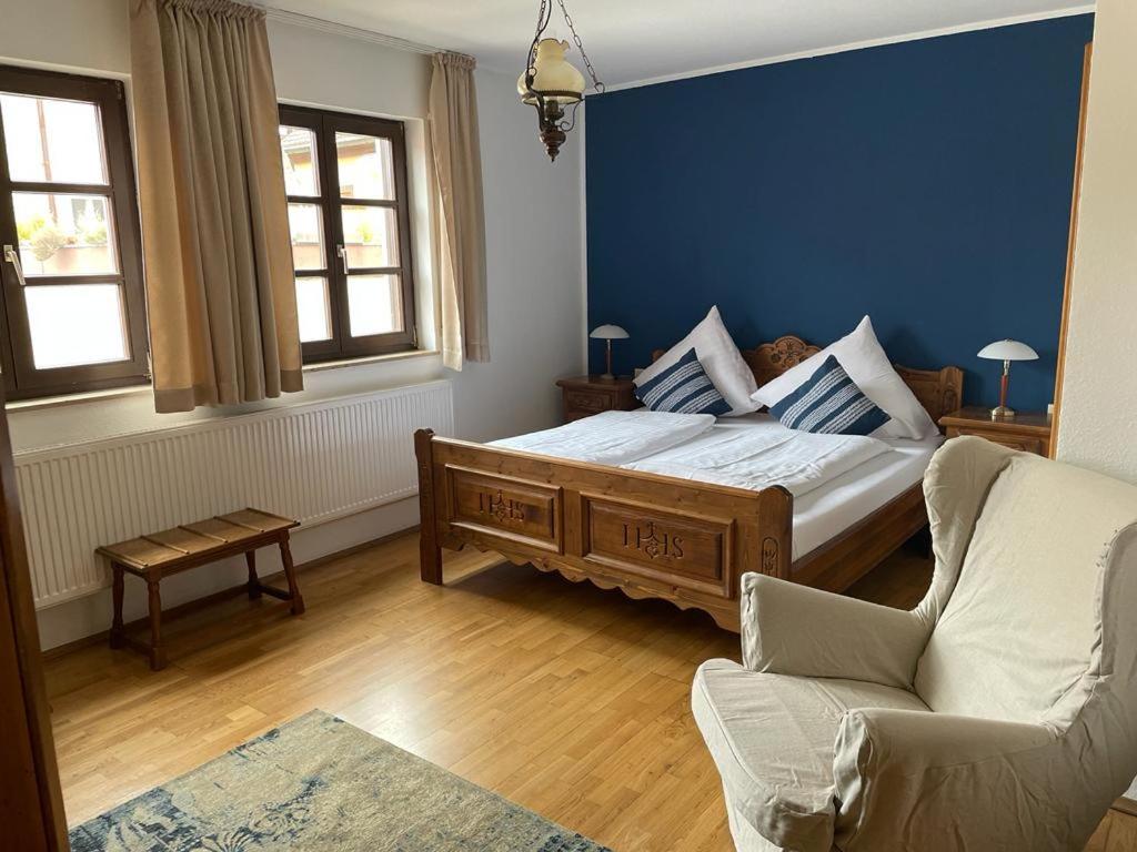 Double Room - Photo 8