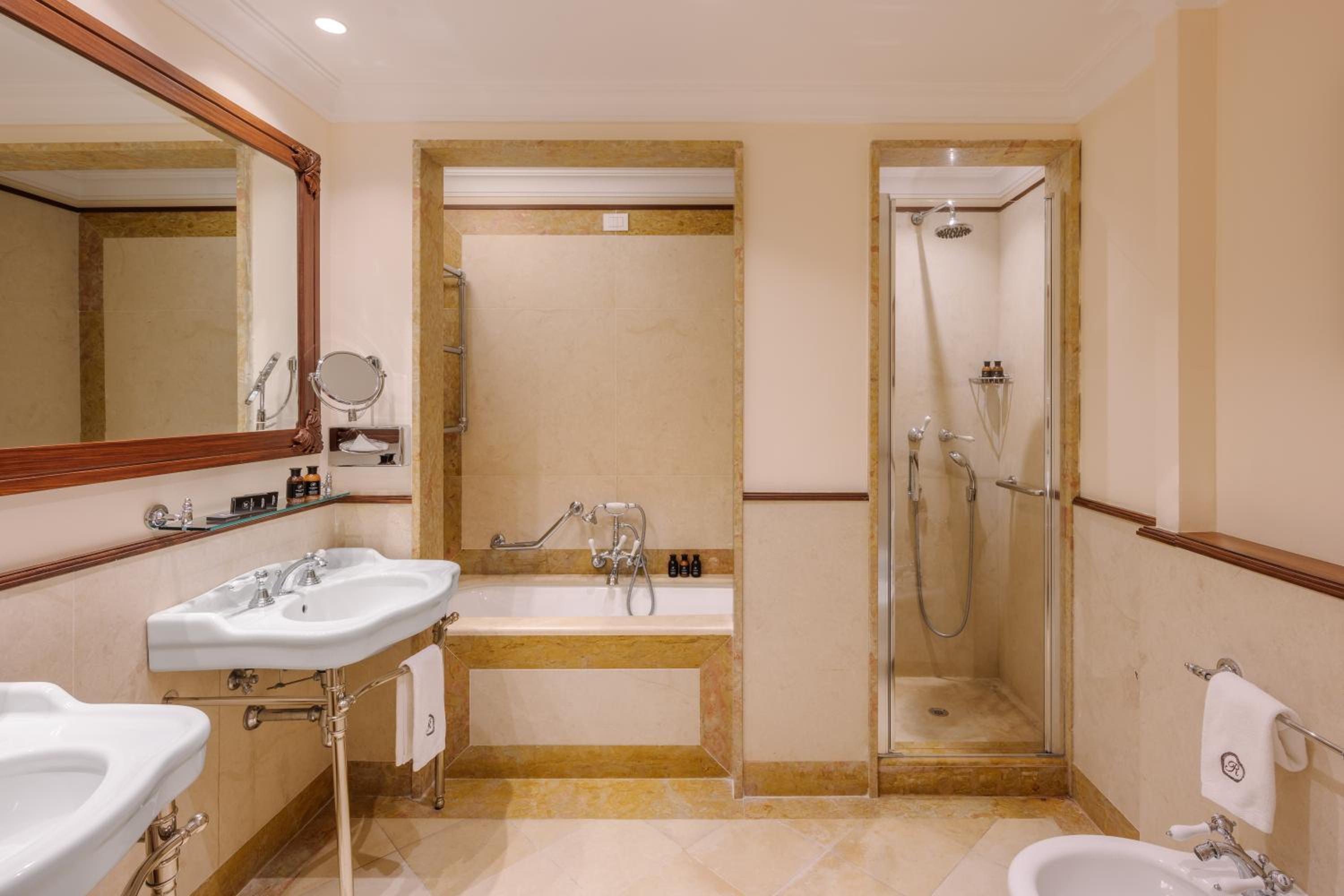 Executive Suite with lateral sea view - Photo 2