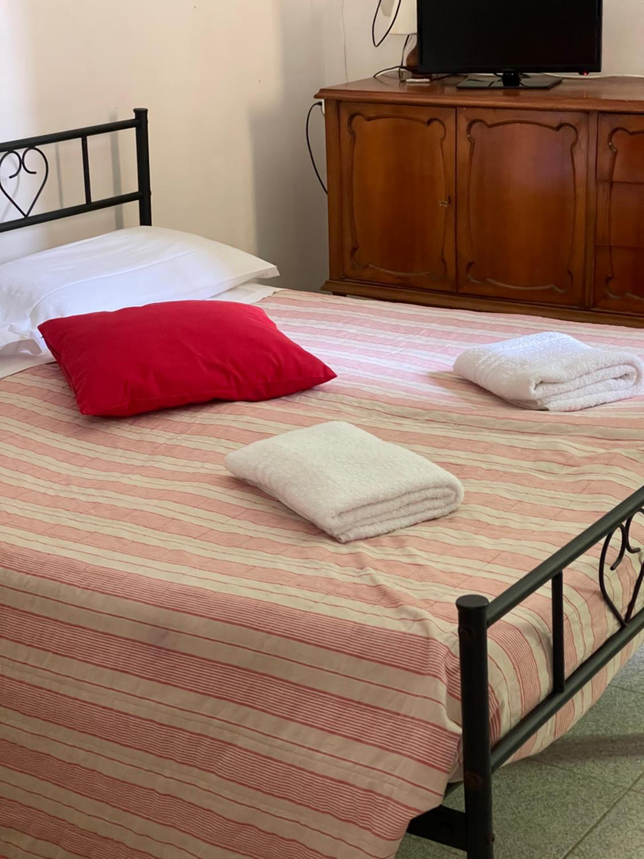Luxury Triple Room photo 3