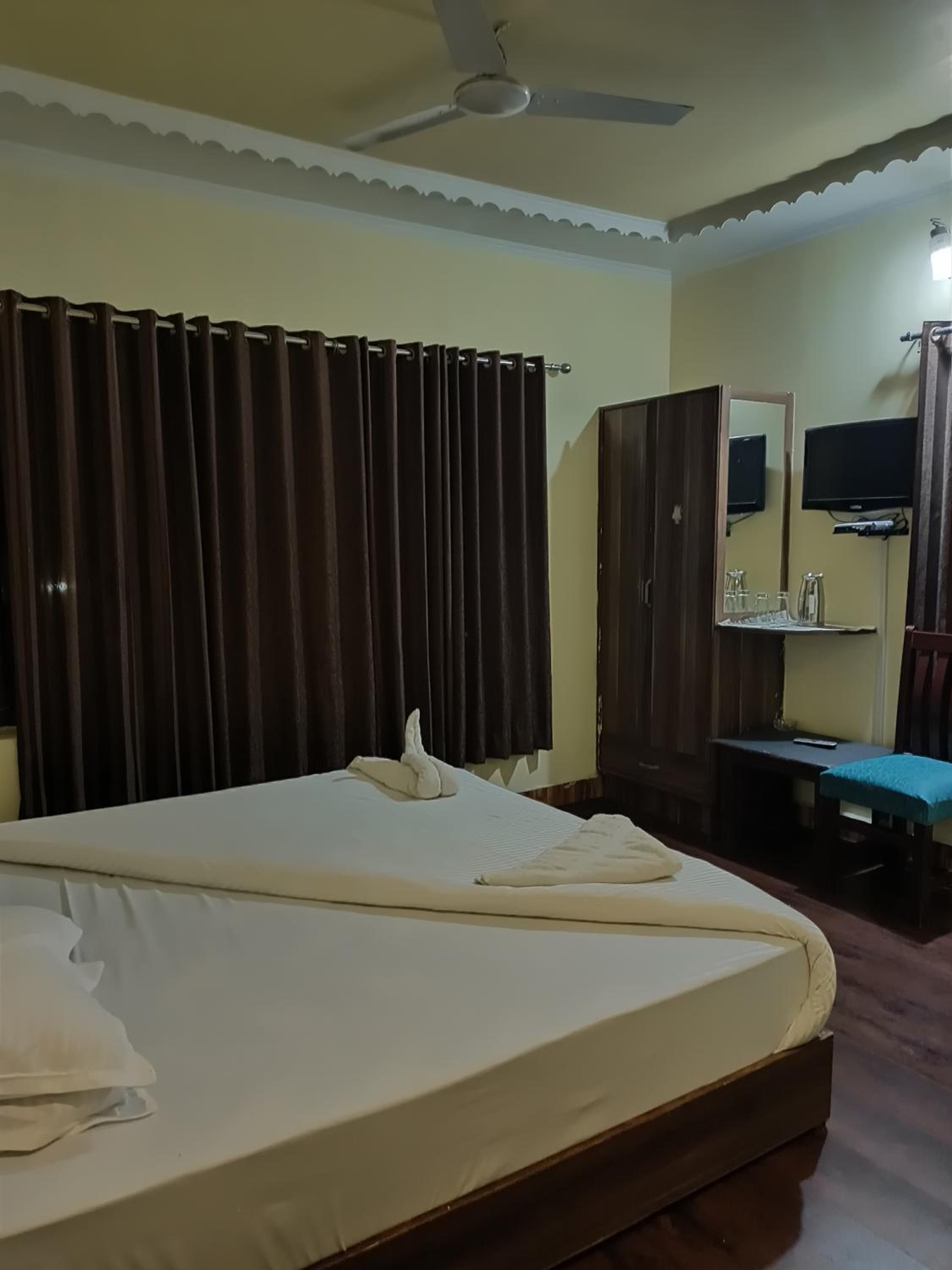 Deluxe Double Room photo 3