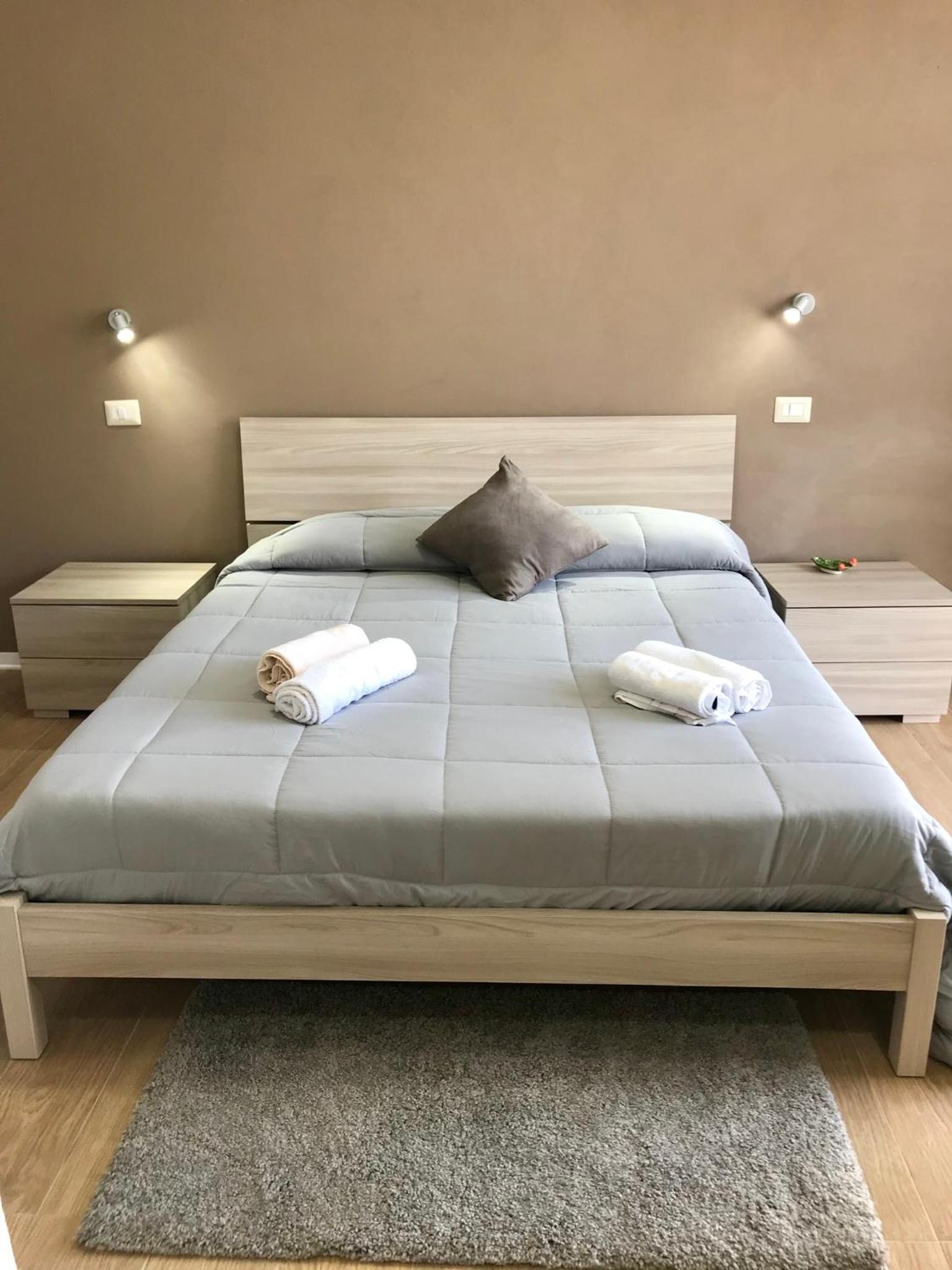 Double or Twin Room with Sea View - Photo 17