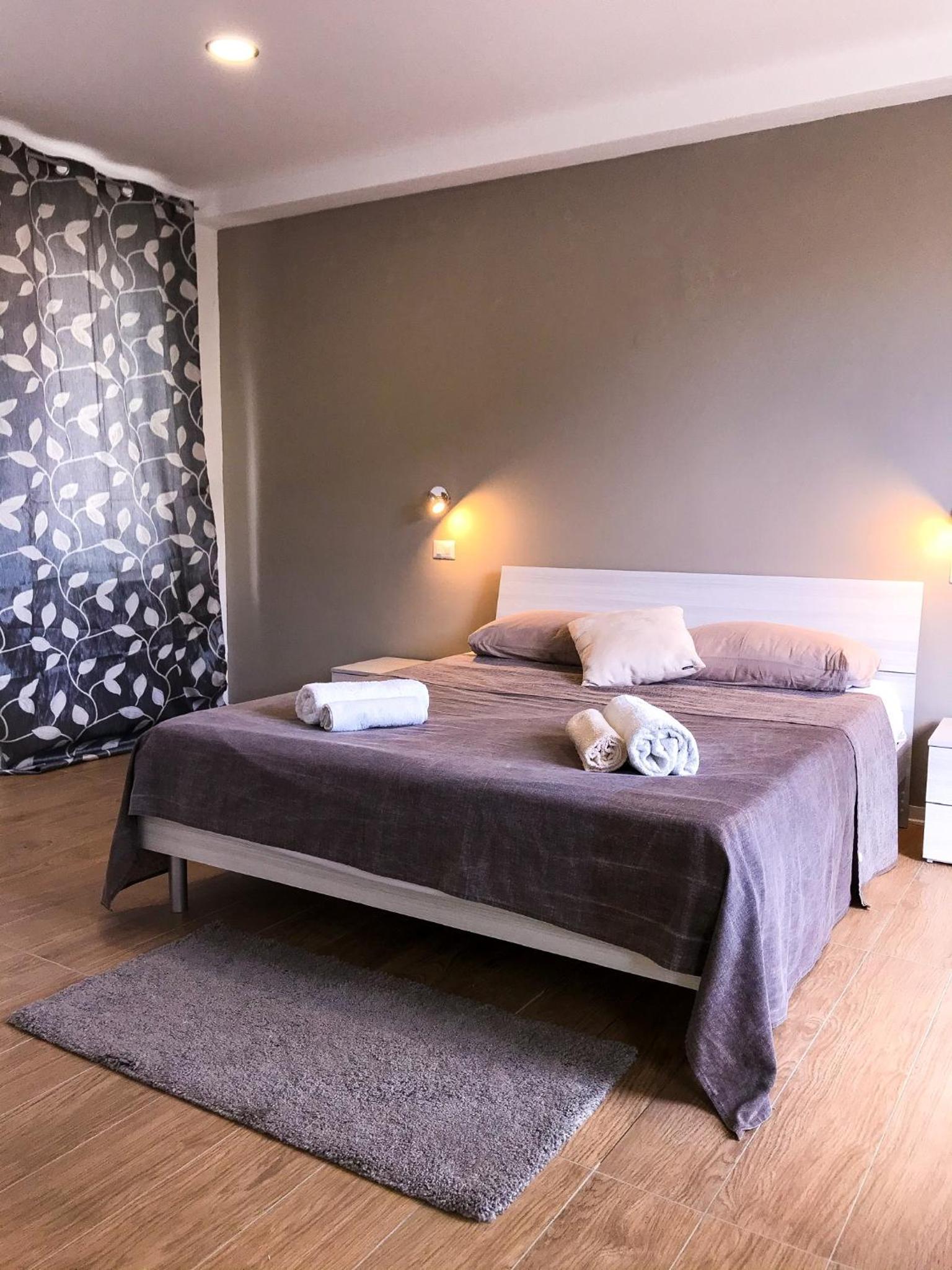 Double or Twin Room with Sea View - Photo 25