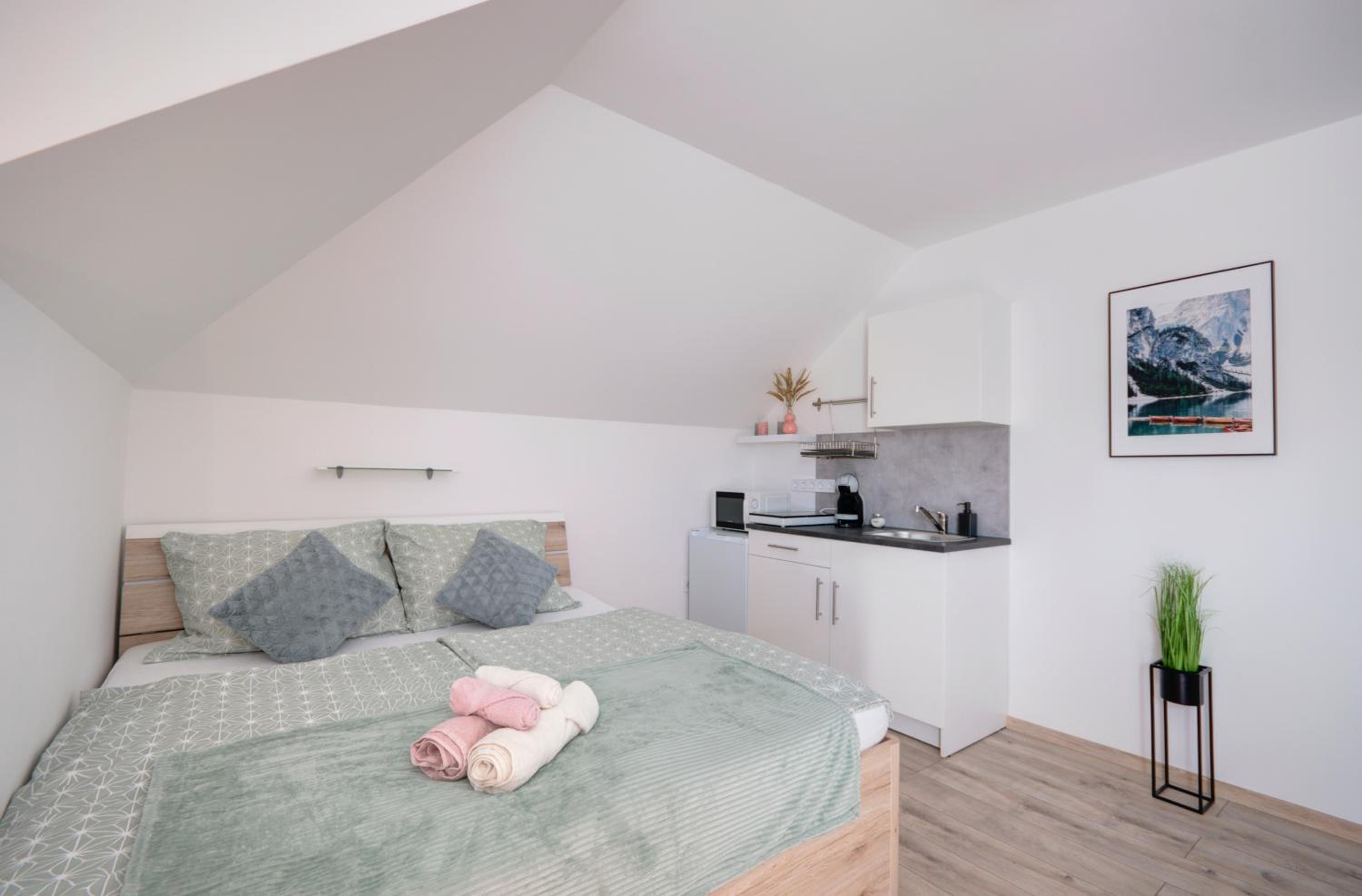 Studio Apartment