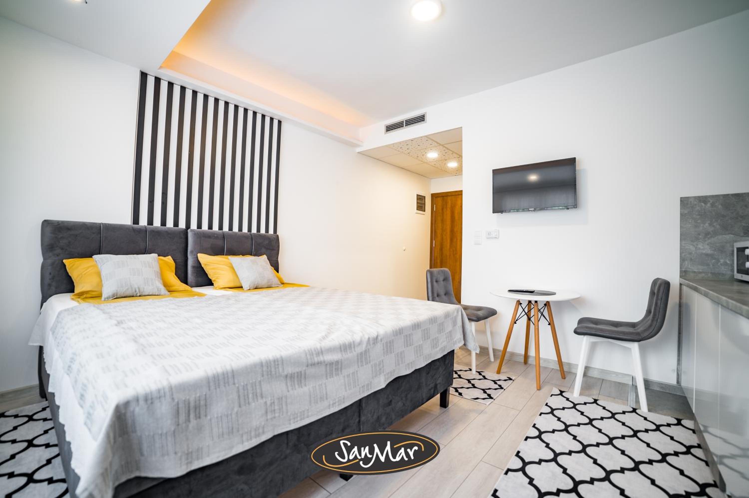 Deluxe Queen Room photo 1