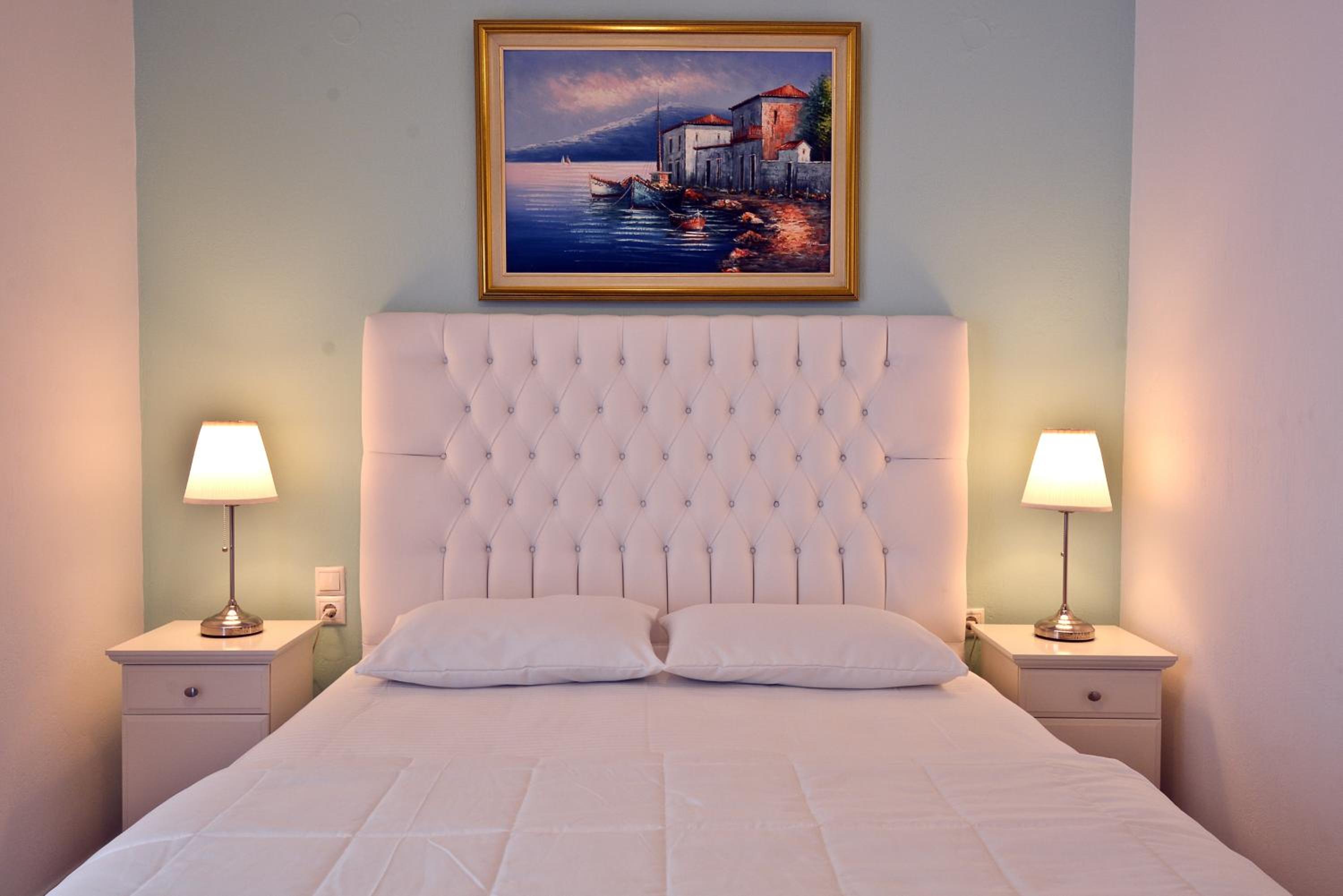 Superior Studio with Panoramic Sea View - Photo 11