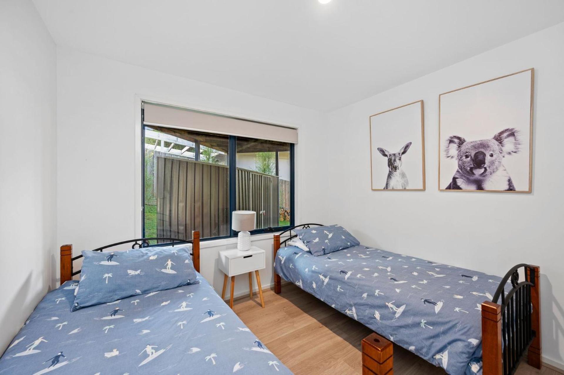 Three-Bedroom House photo 2