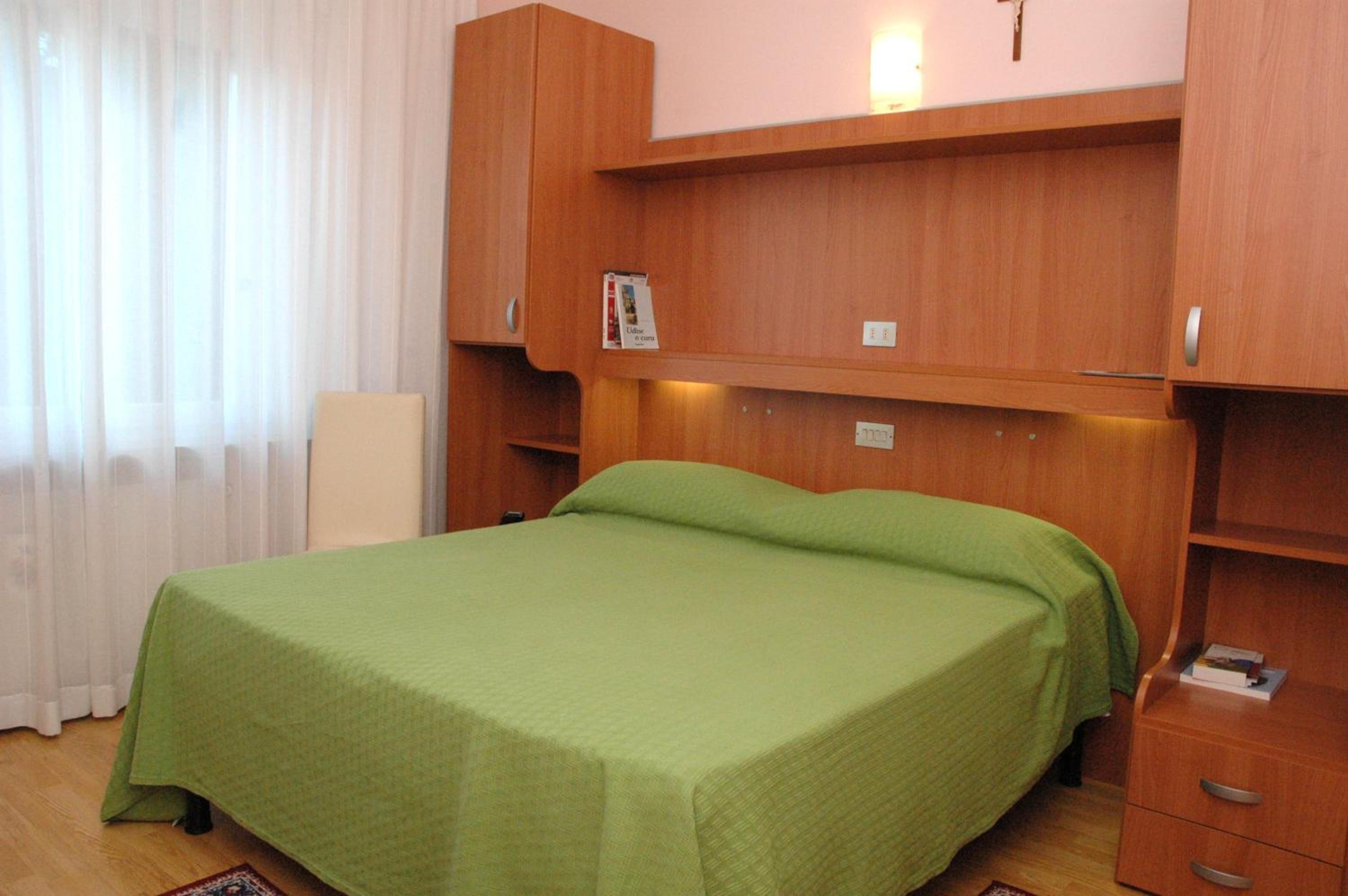 Double or Twin Room photo 1