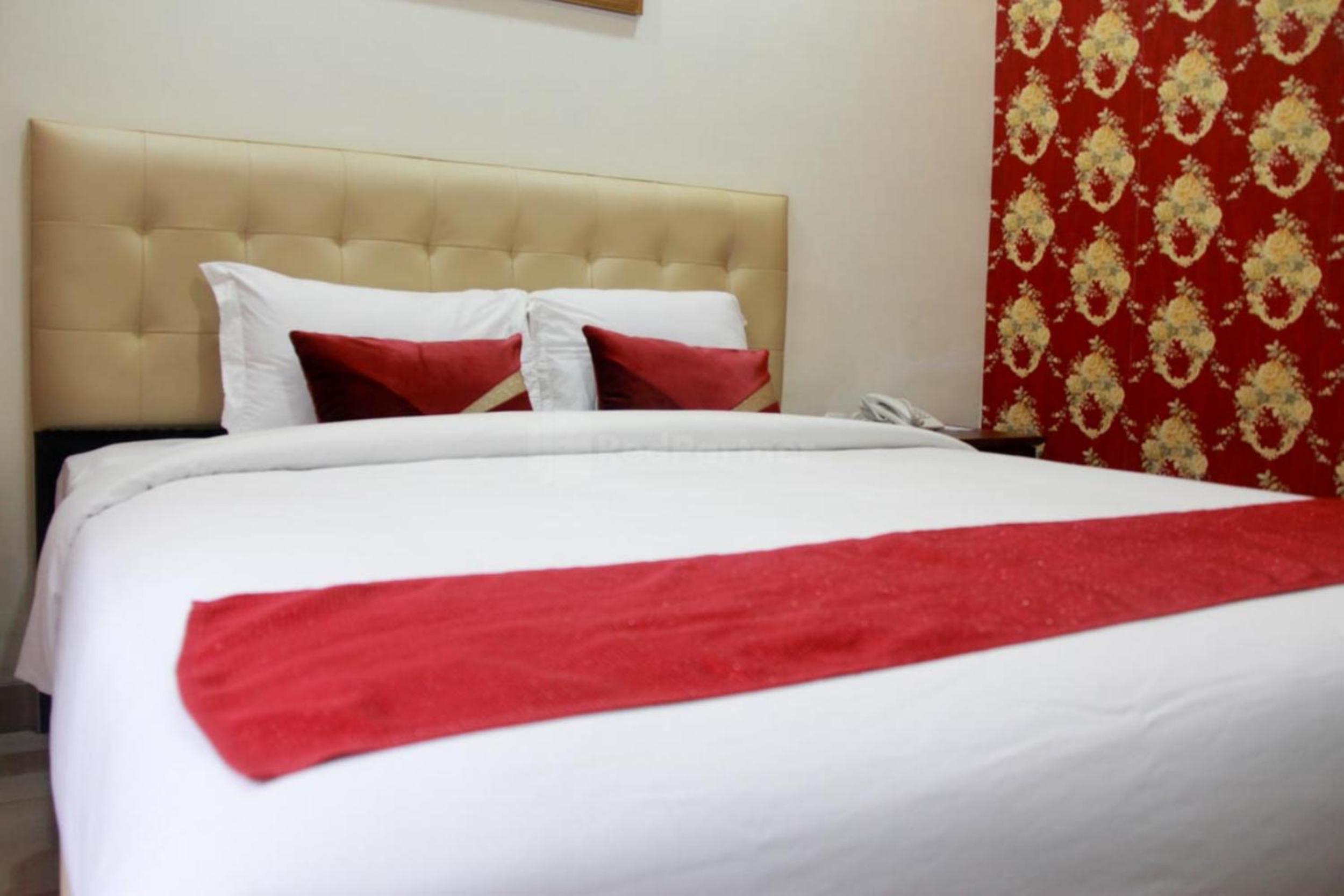 Economy Double Room photo 3