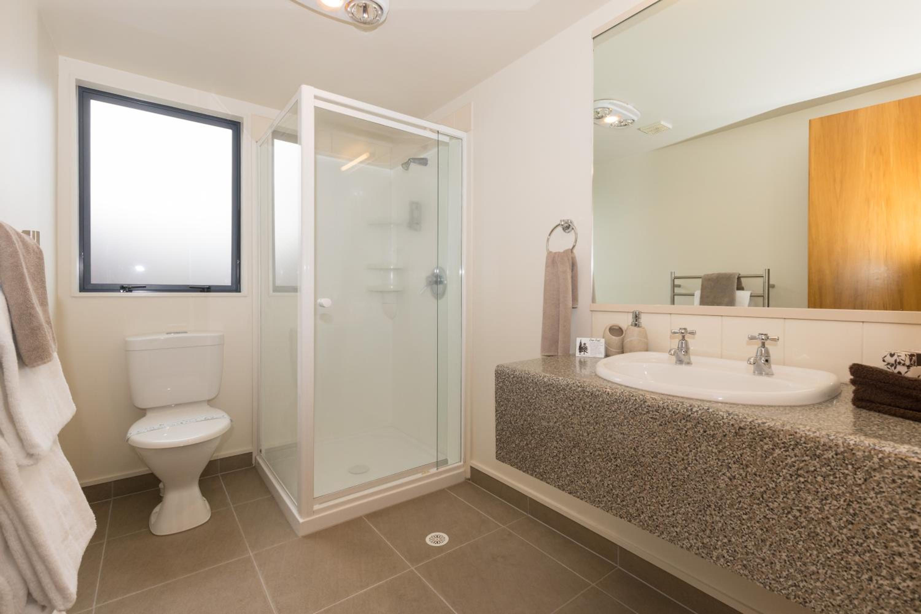 One-Bedroom Apartment - Photo 10