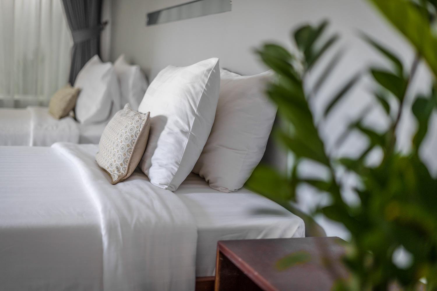 Deluxe Double Room with Balcony - Photo 14