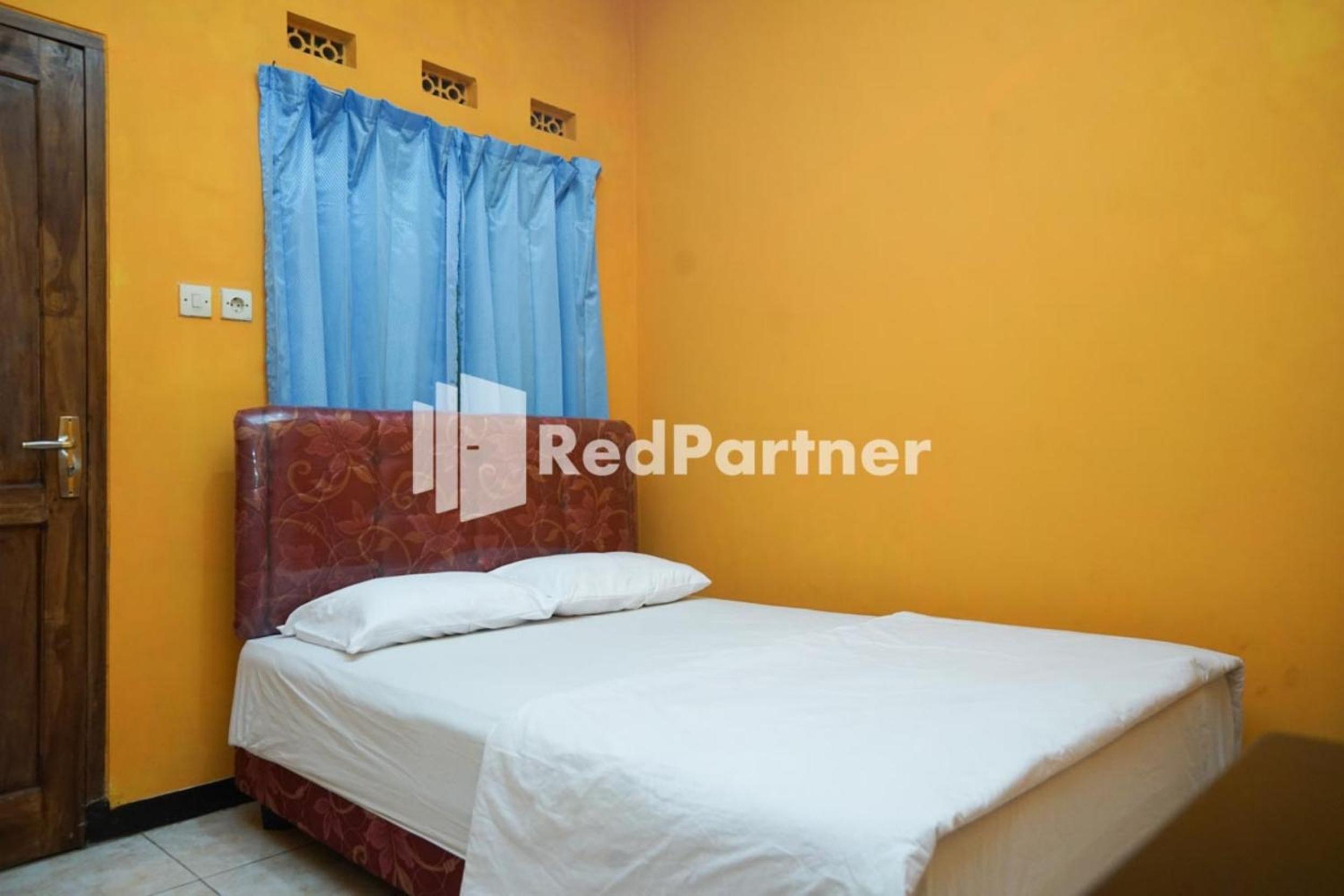 Standard Double Room - Photo 7