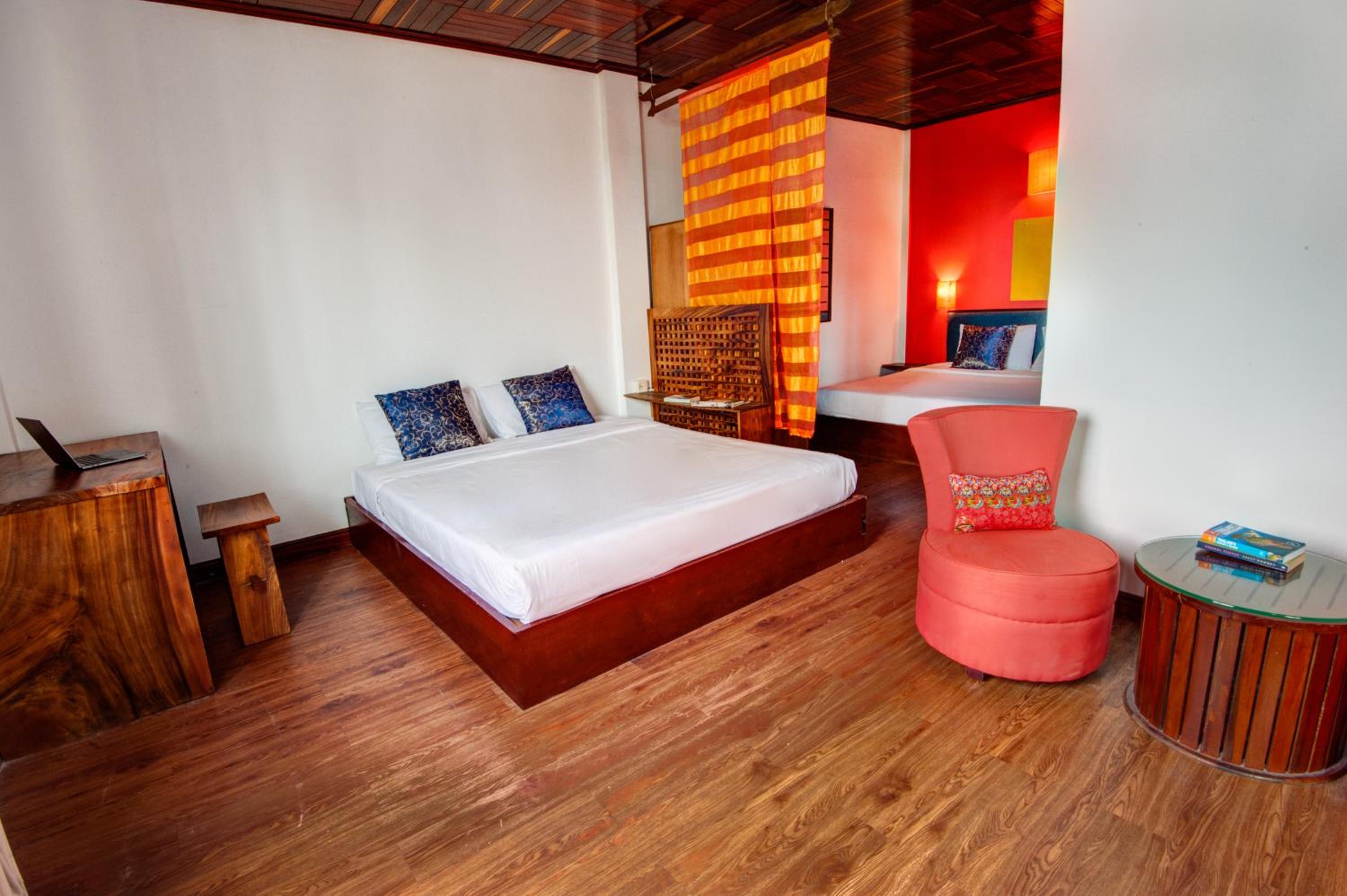 Double Room with Two Double Beds - Photo 3