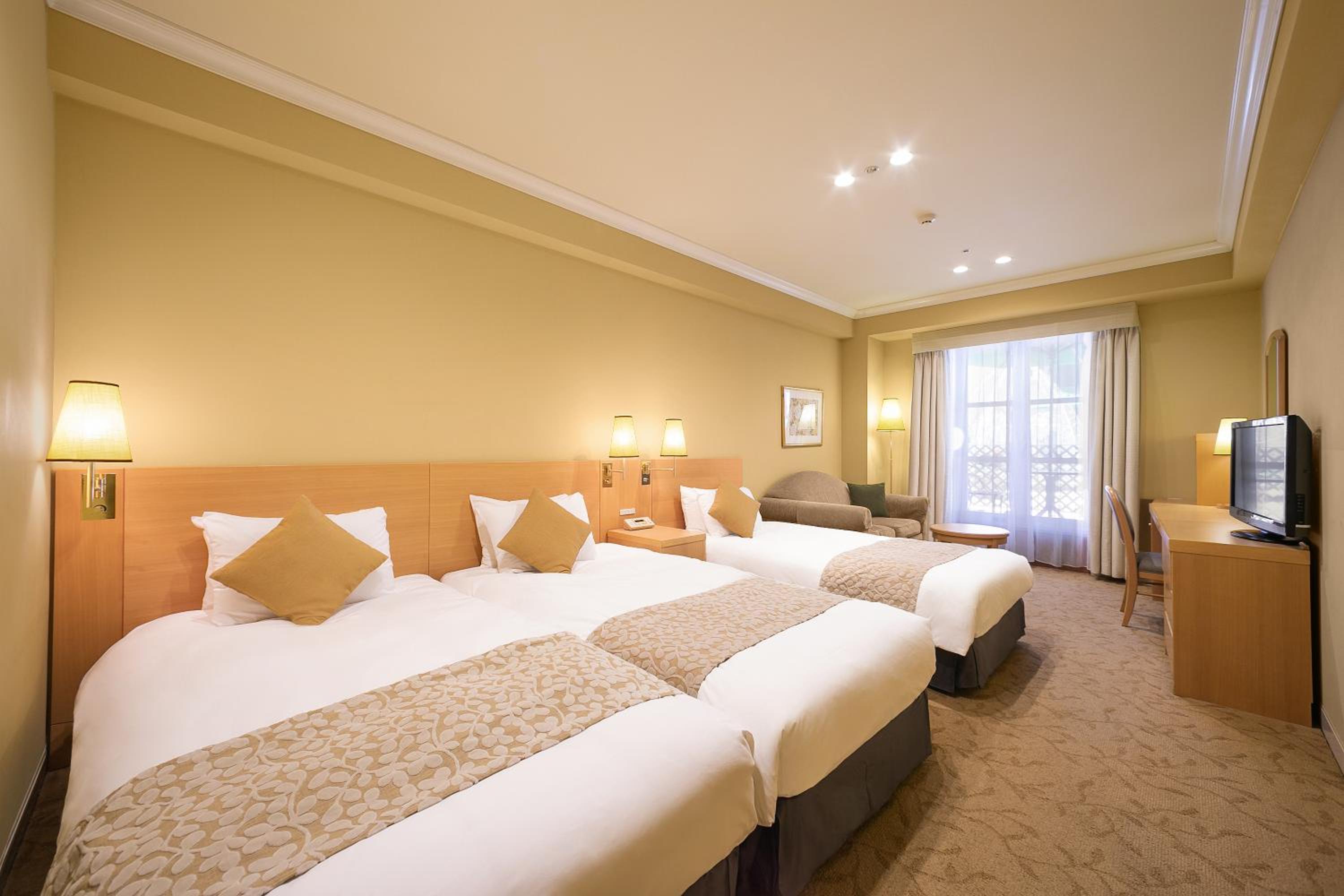 Deluxe Room with Terrace and Lounge Access - Non-Smoking
