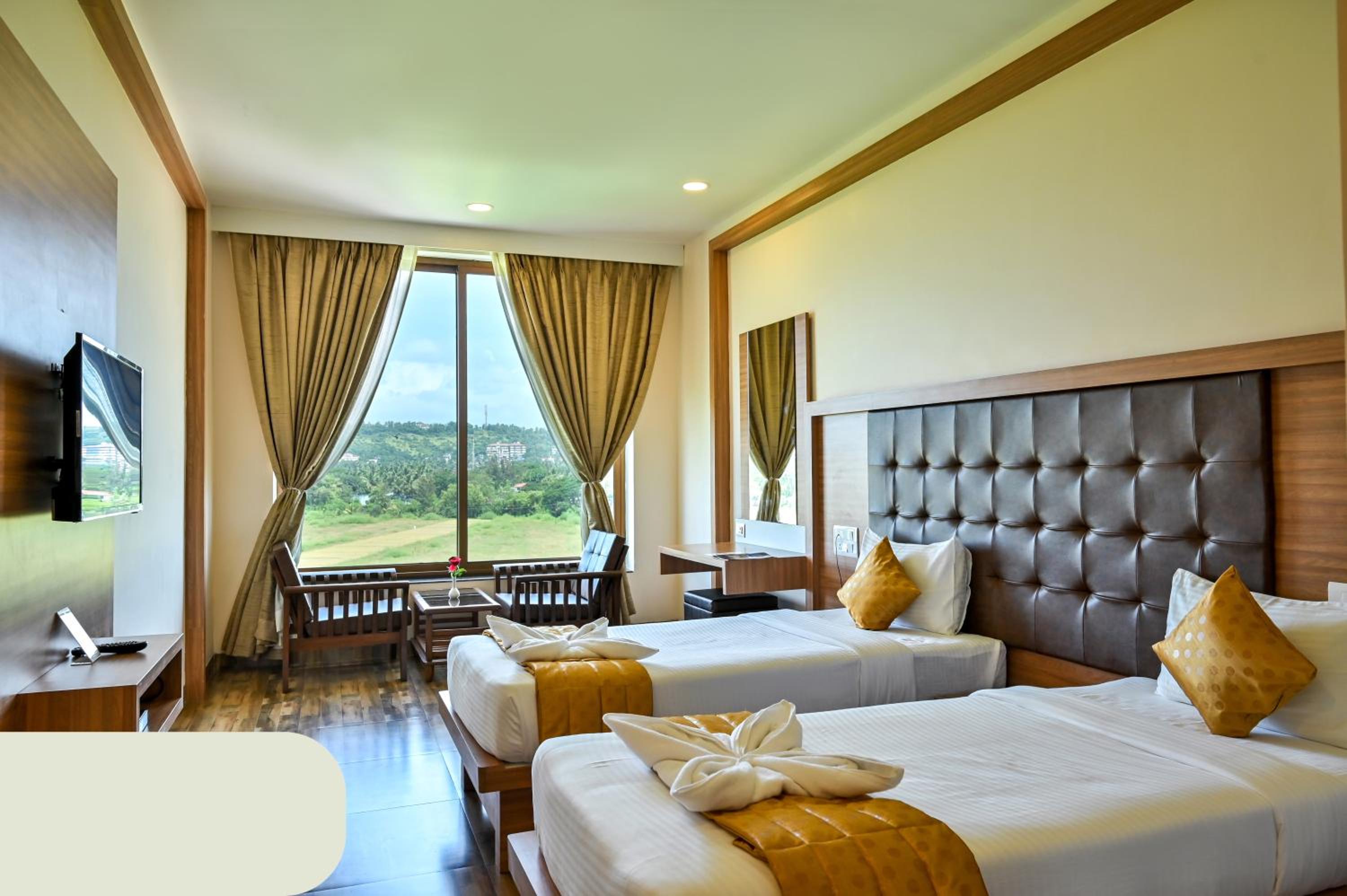 Deluxe Twin Room