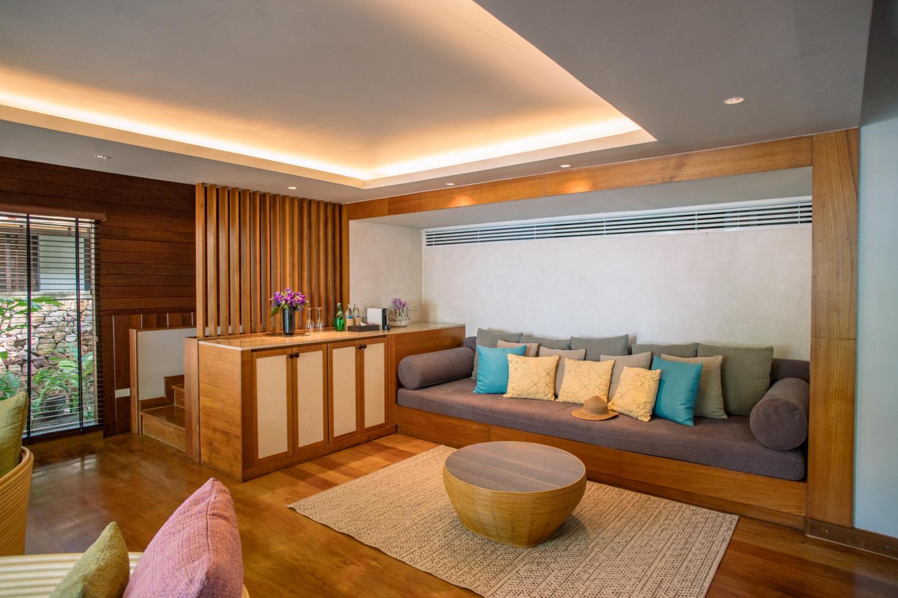 The Tubkaak Suite