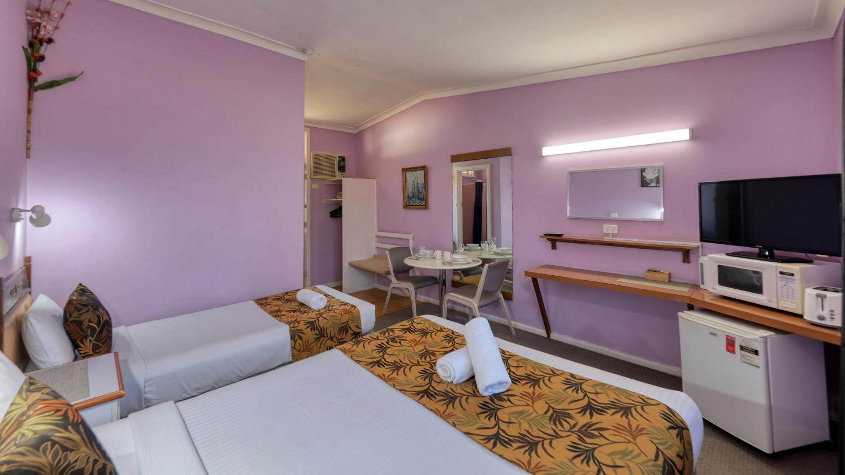 Superior Twin Room - Photo 4