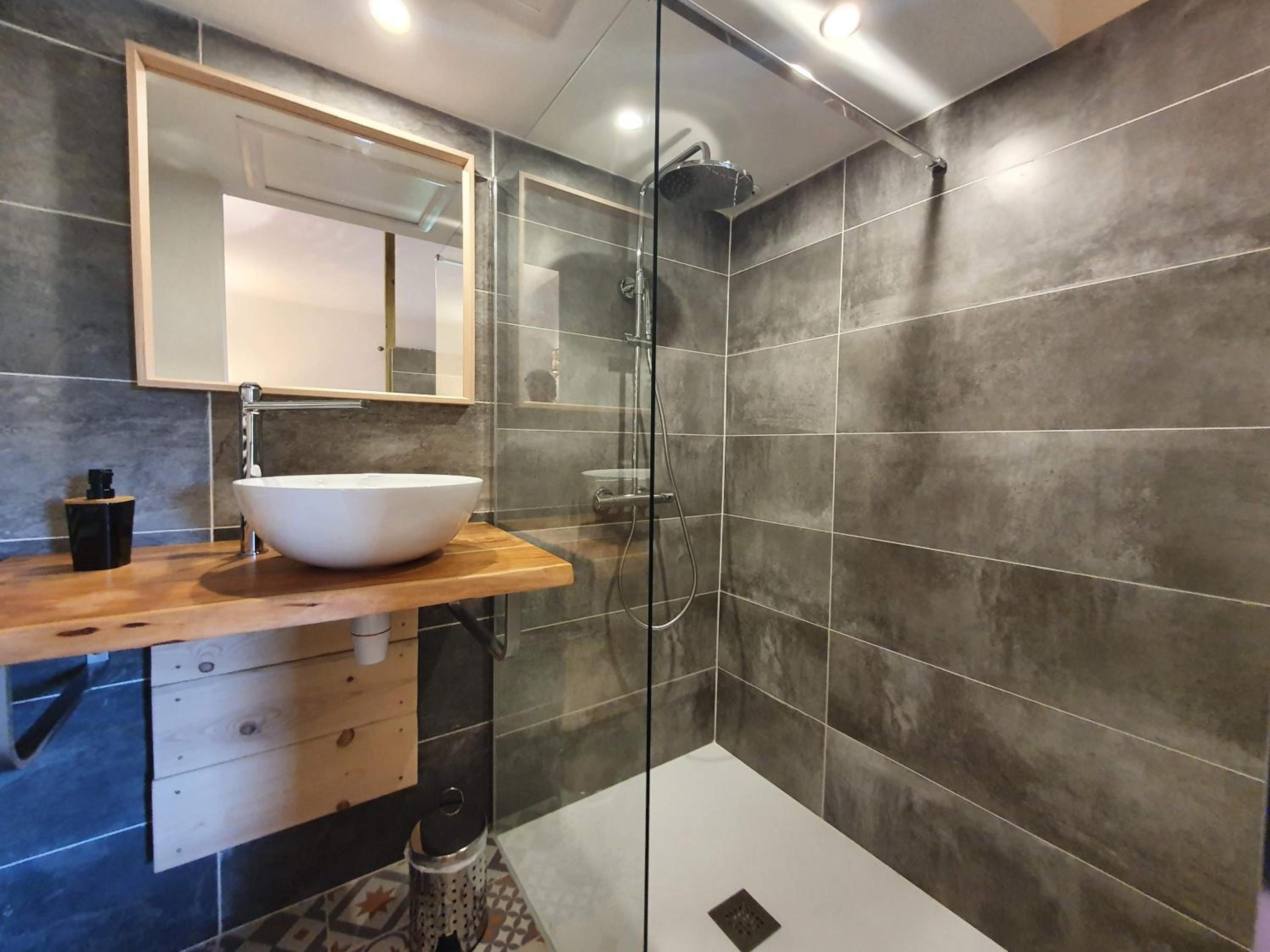 Double Room - Photo 4
