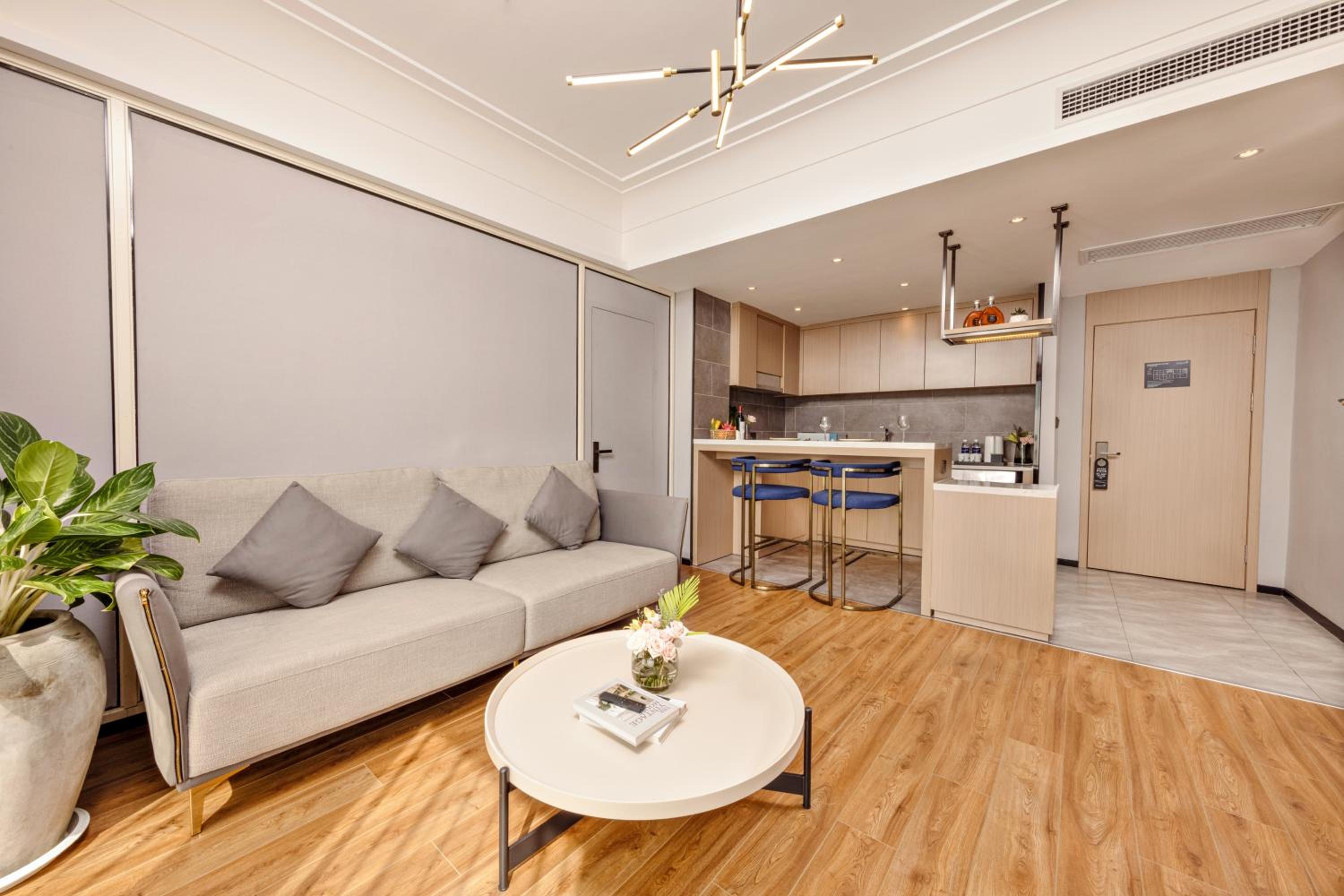 Family Suite With Balcony photo 2