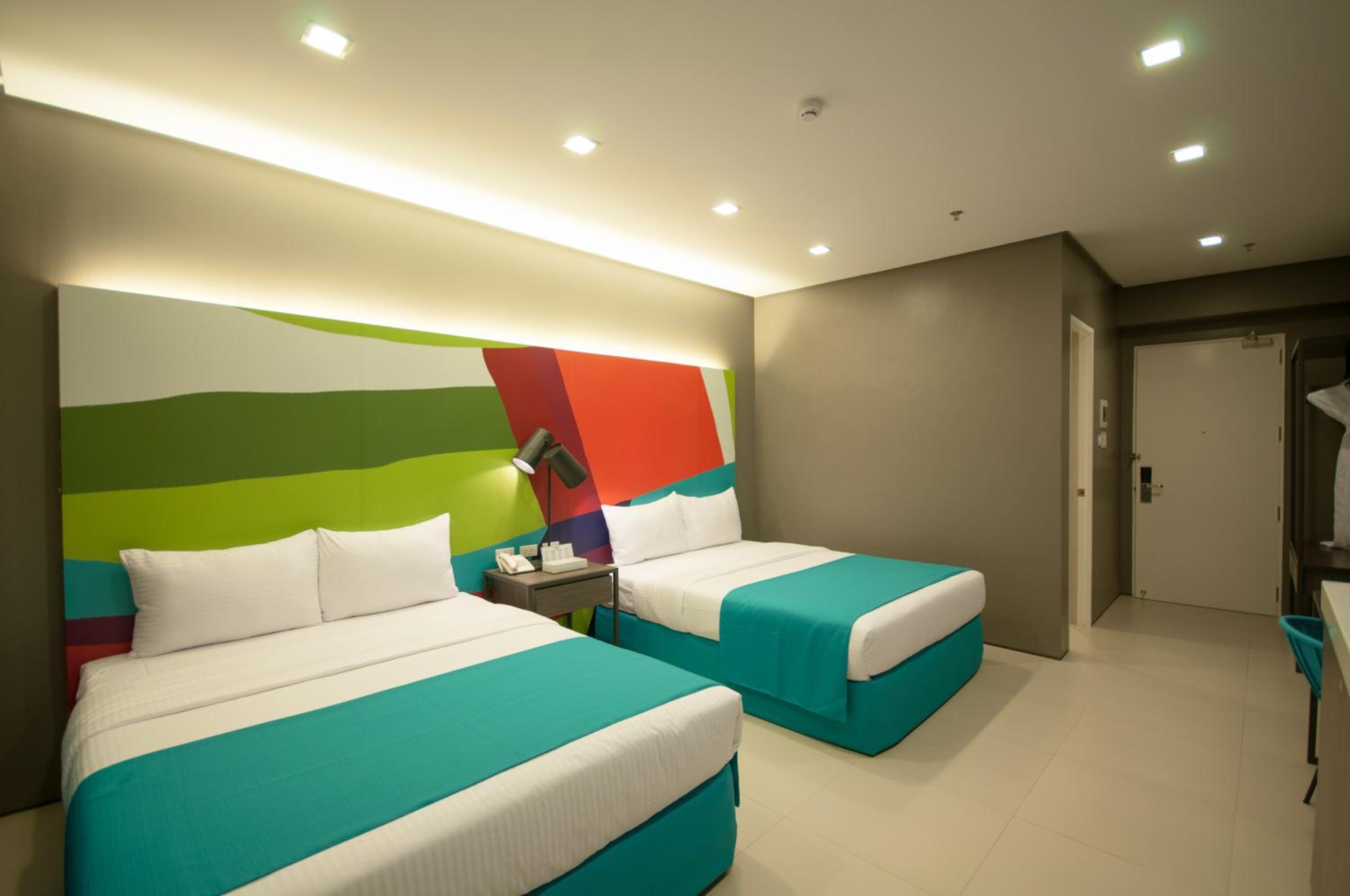Deluxe Room - Photo 6