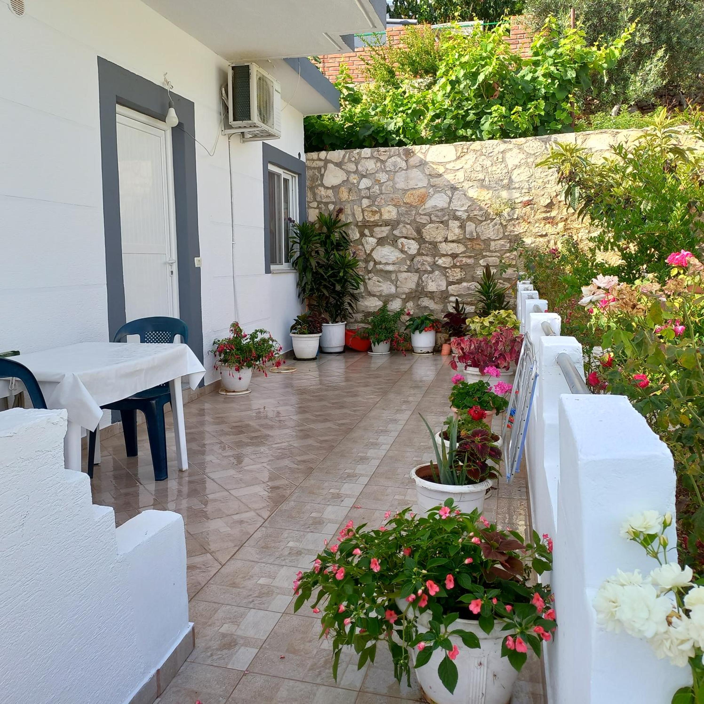 Studio Apartment with Sea View