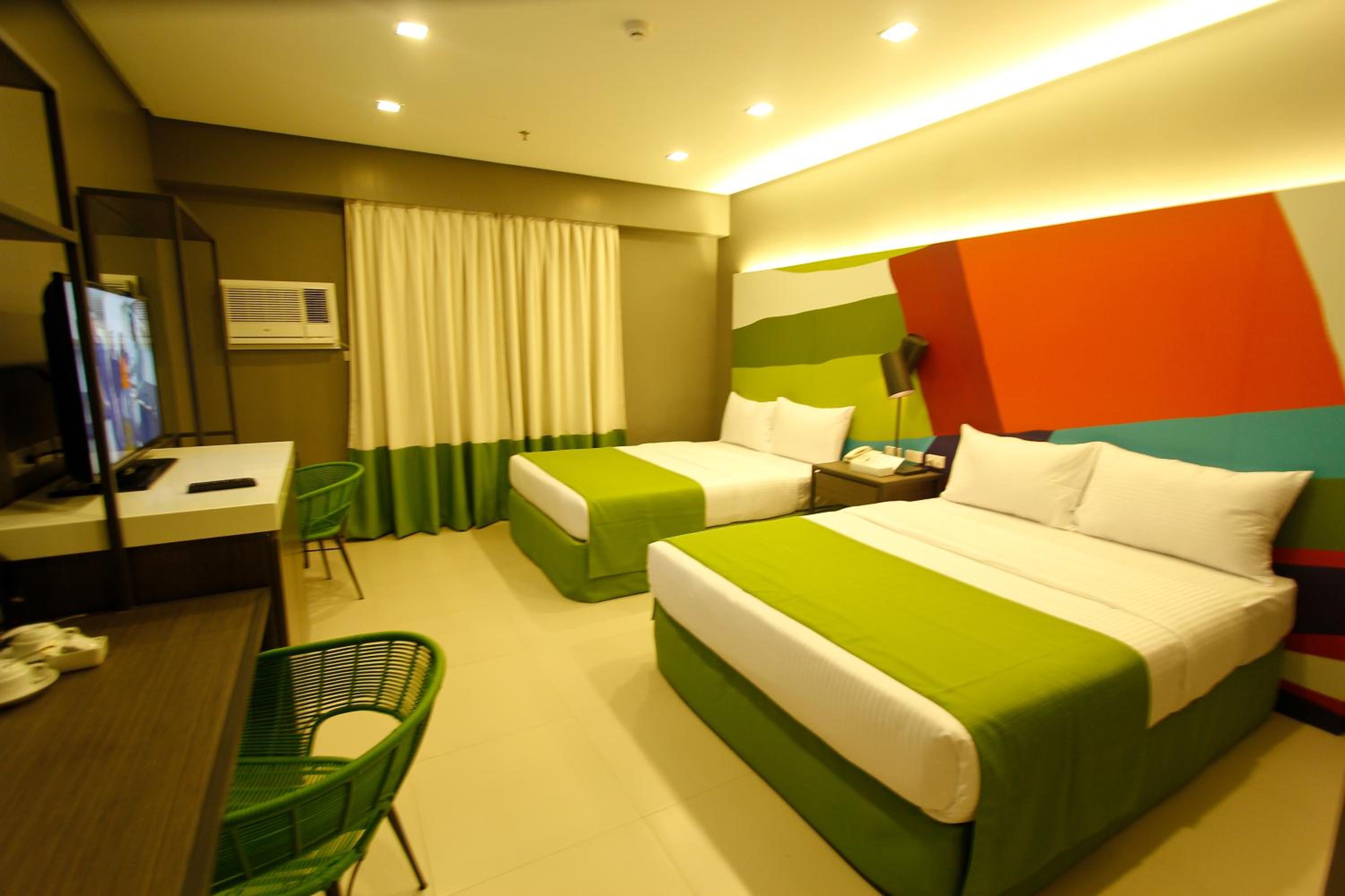 Deluxe Room - Photo 2