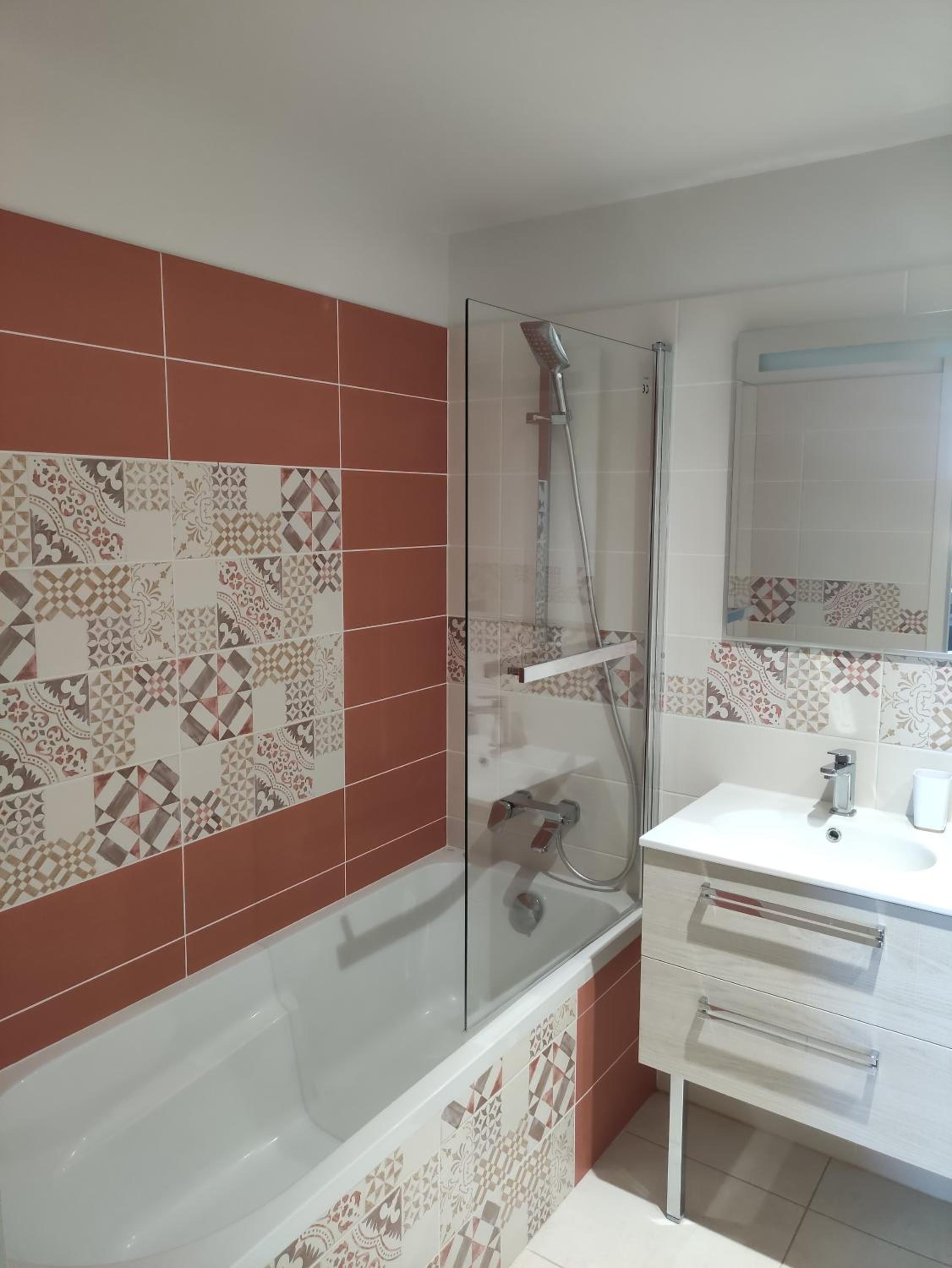 Quadruple Room with Private Bathroom photo 2